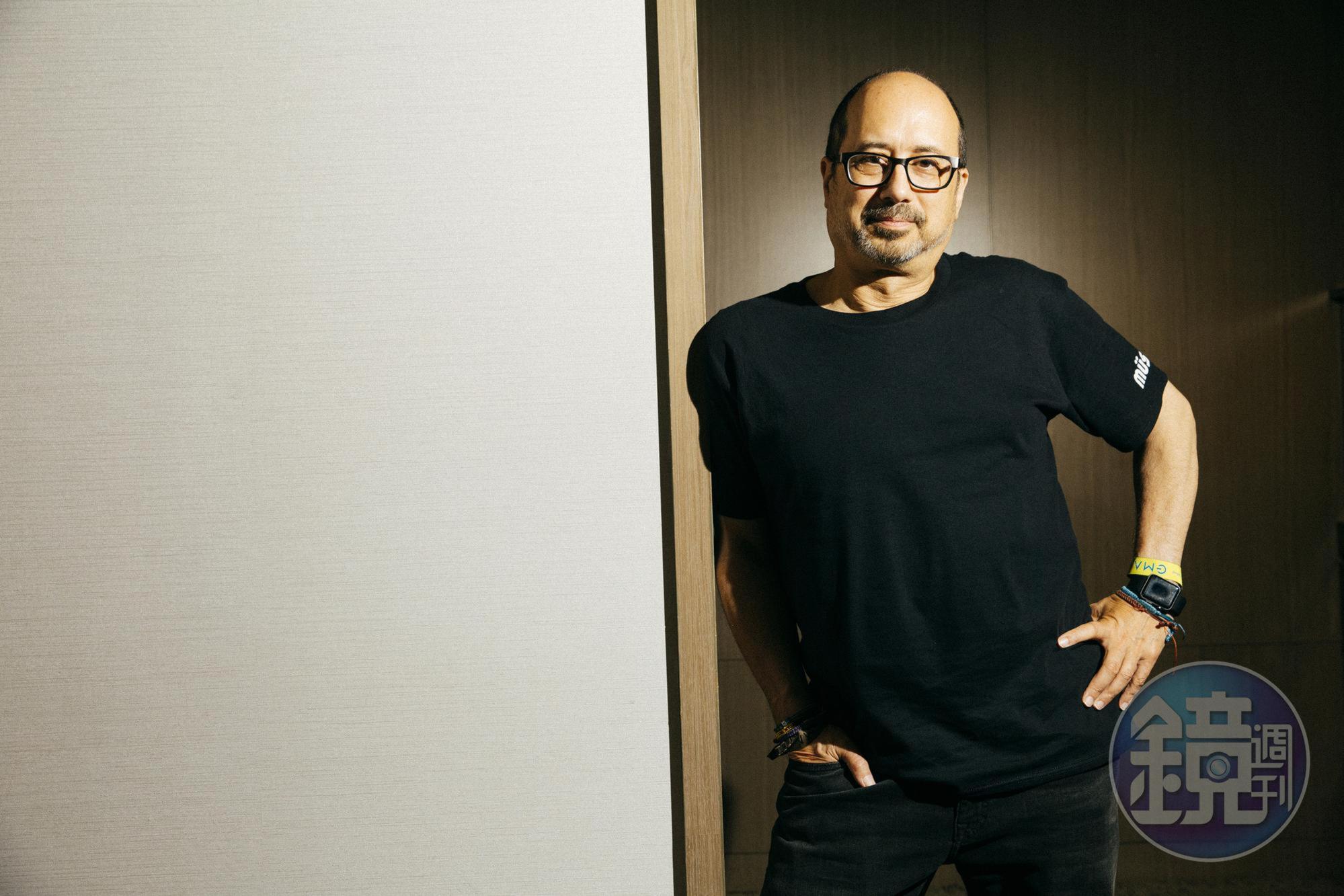 Jeff Bova是美國葛萊美獎得主，年屆66歲仍透過與不同國家音樂人合作，吸取創作能量。