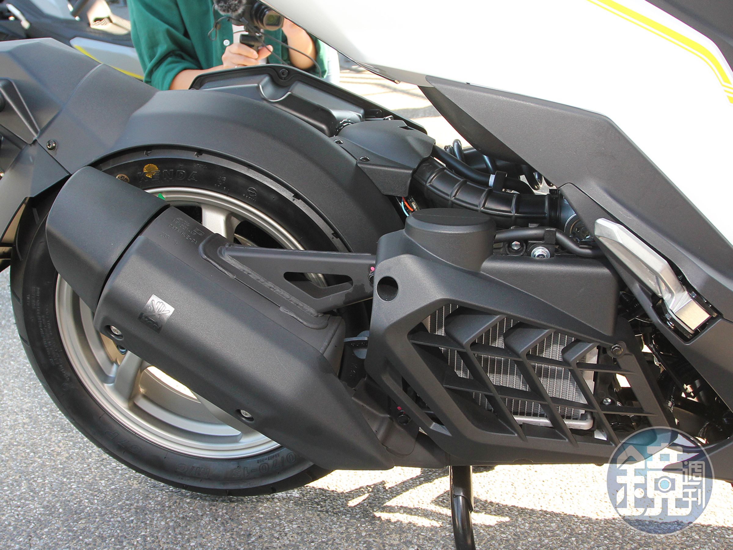 DRG搭載158c.c.水冷引擎，展現同級最強15.5ps/8000rpm大馬力及1.54kgm/5500rpm強悍扭力。