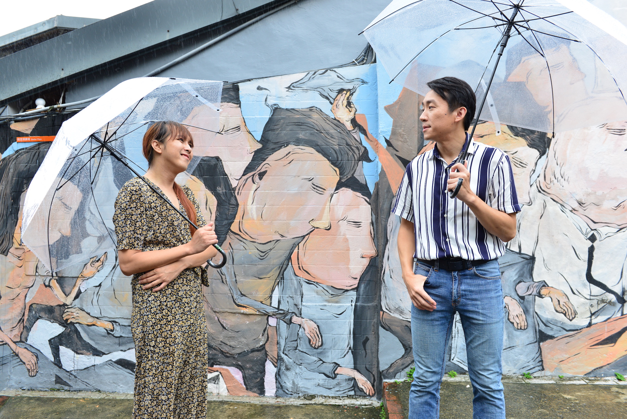 變裝皇后陳煜明將在《他們等待的那位果陀》首次卸下偽娘裝扮，在舞台上赤裸裸地跟林子恆（右）「求歡」。（故事工廠提供）