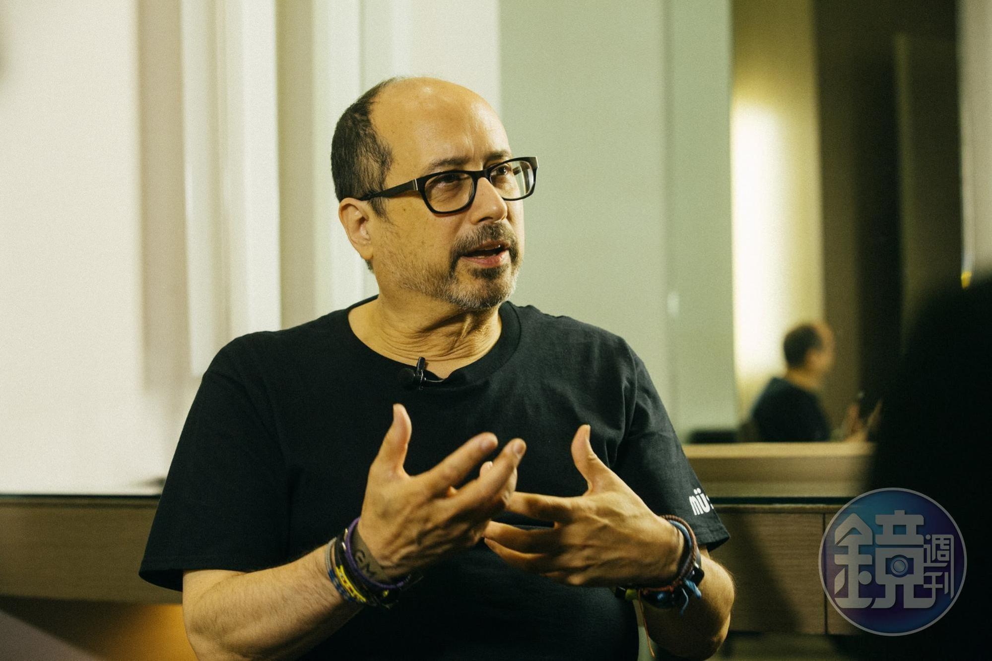 Jeff Bova是美國葛萊美獎得主，年屆66歲仍透過與不同國家音樂人合作，吸取創作能量。