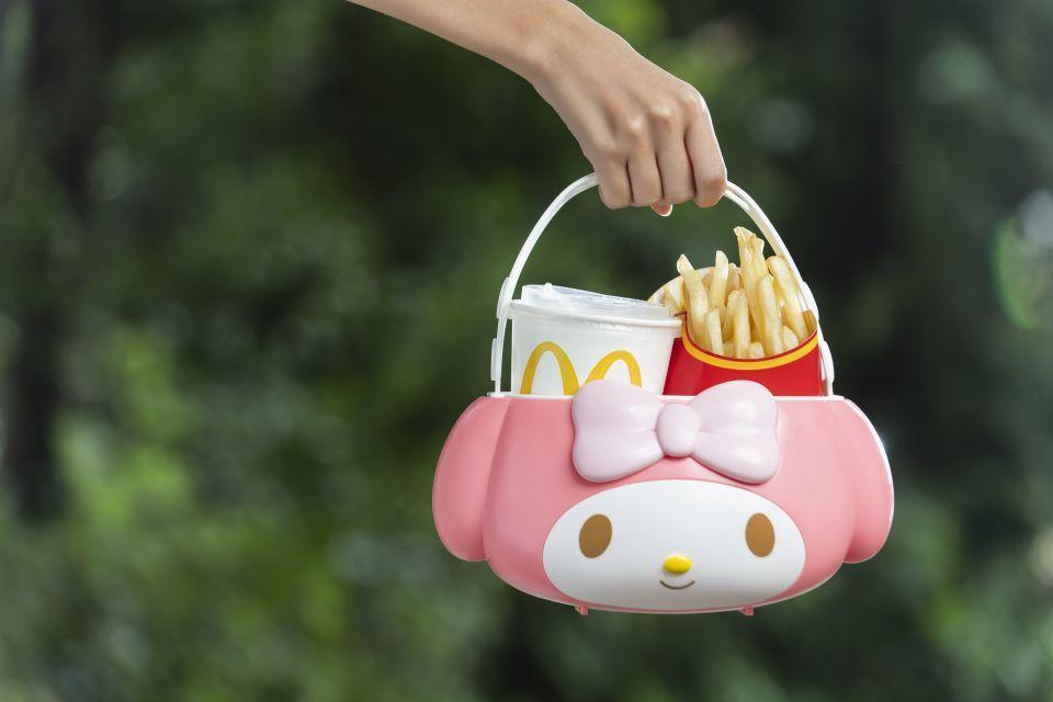 台灣麥當勞23日起將開賣近6萬個「美樂蒂置物籃」。（台灣麥當勞提供）