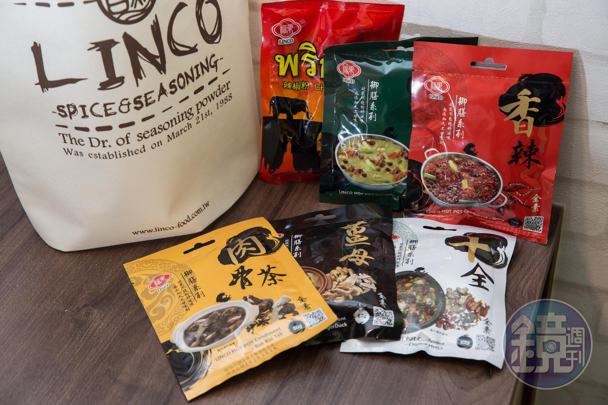 可依據風味調配成薑母、麻辣與十全口味的鍋物湯包,是百鮮第一支賣進頂好、寶雅等B2C市場的產品。(59元/包)