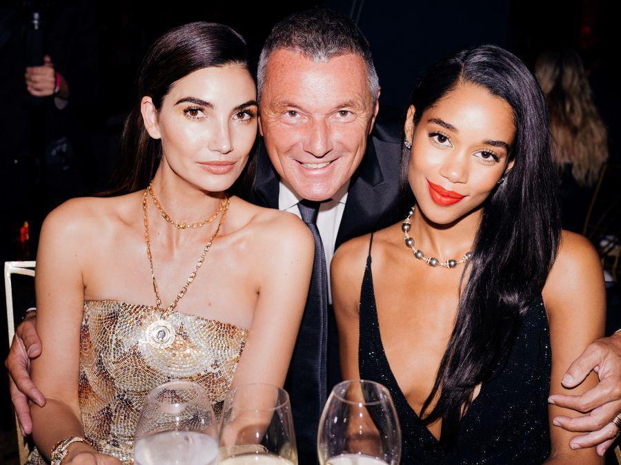 寶格麗總裁Jean-Christophe Babin（中）與品牌代言人LilyAldridge（左）、Laura Harrier合影。