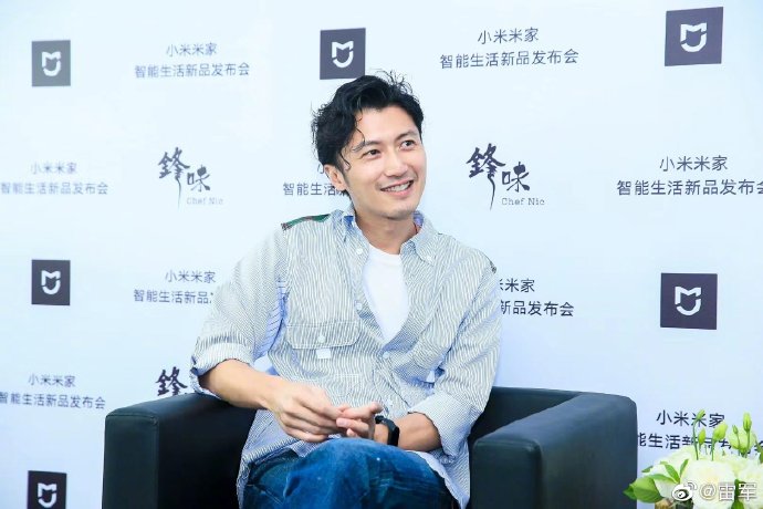 謝霆鋒自從主持美食節目後,就把生意頭腦放在美食上。(翻攝鋒味微博)