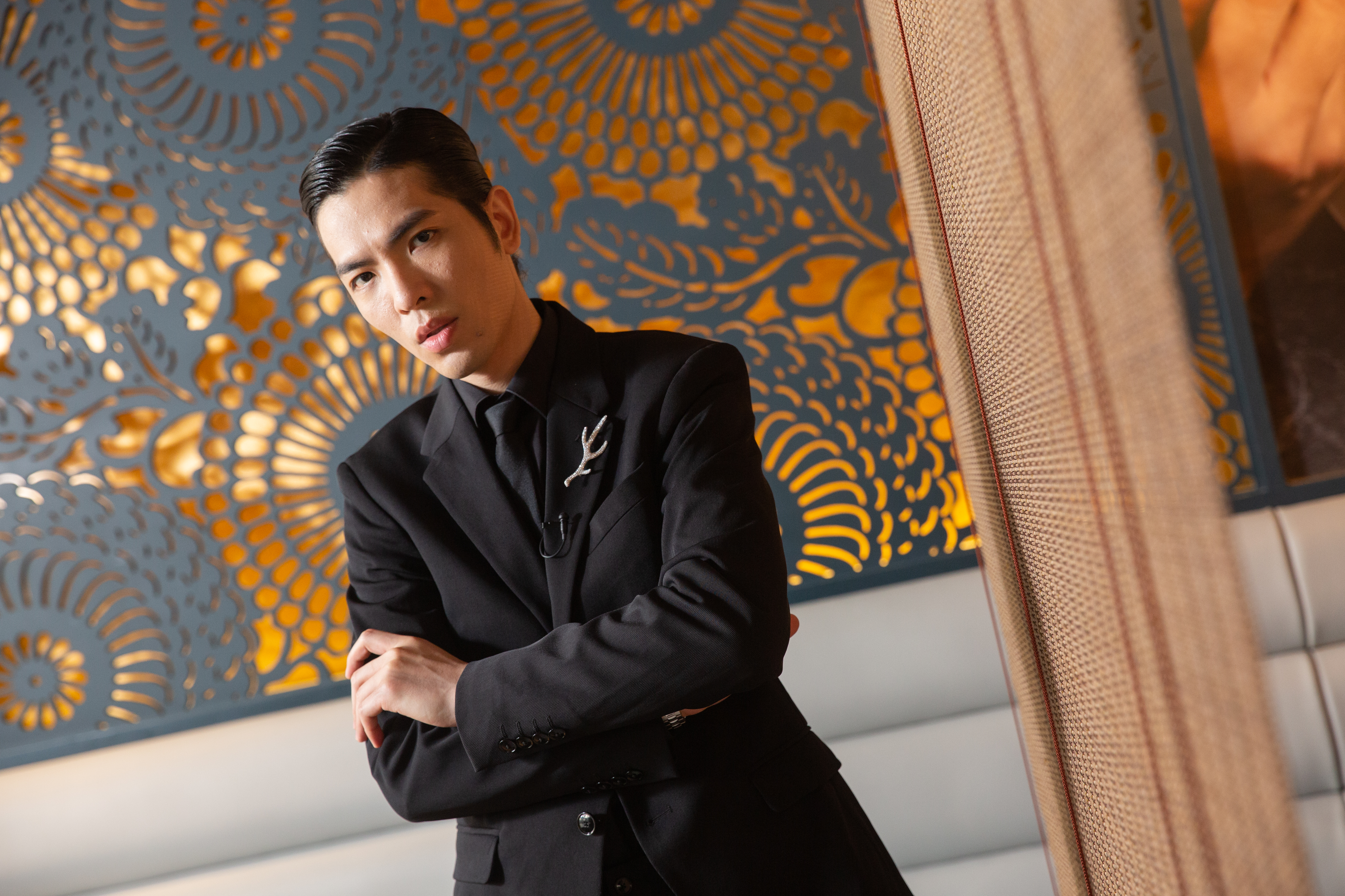 老蕭在採訪前曾一度鬧胃疼，但正式採訪時有問必答，巨星架式十足。