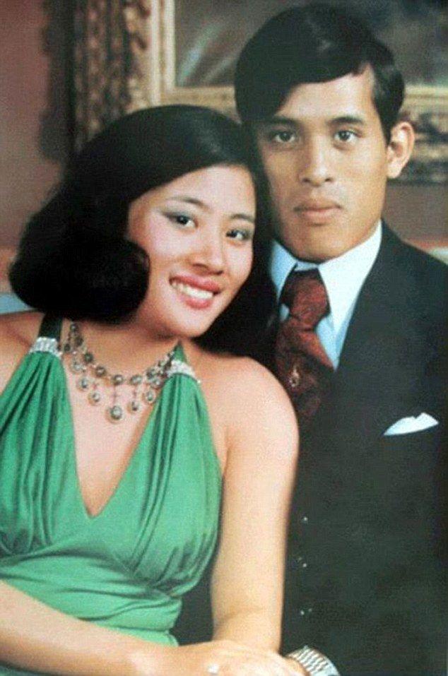 第一任妻子索姆沙瓦利與泰王的合照。(翻攝Pinterest)