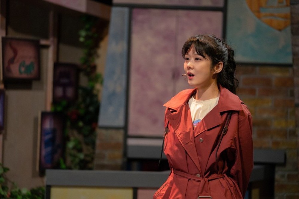 張娜拉在韓劇《皇后的品格》飾演音樂劇演員，以劇中劇形式演出《尋找金鐘旭》。（翻攝自Naver）