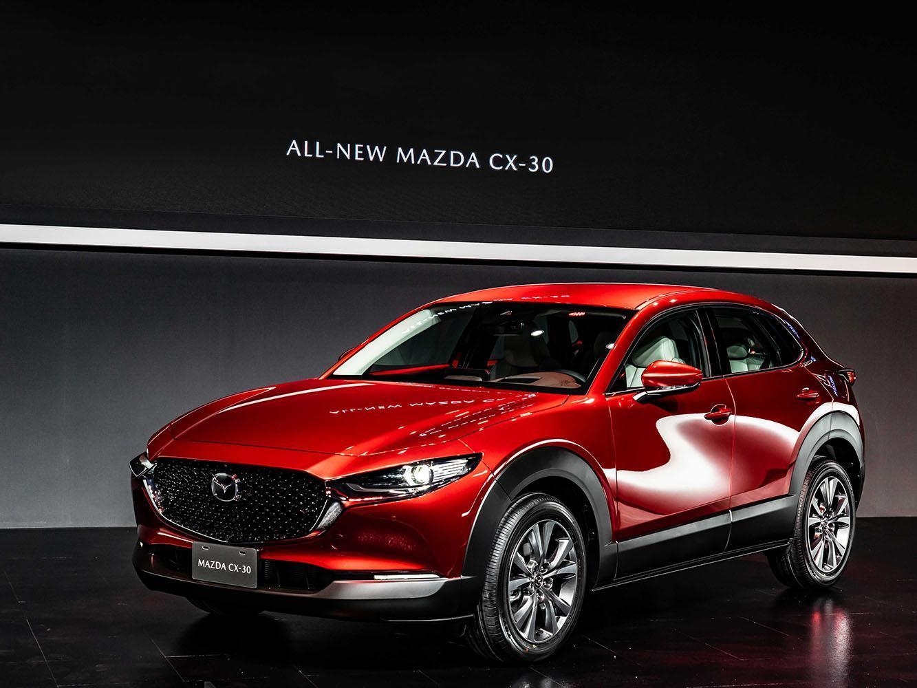 全新發表的CX-30一共四車型九種車色。