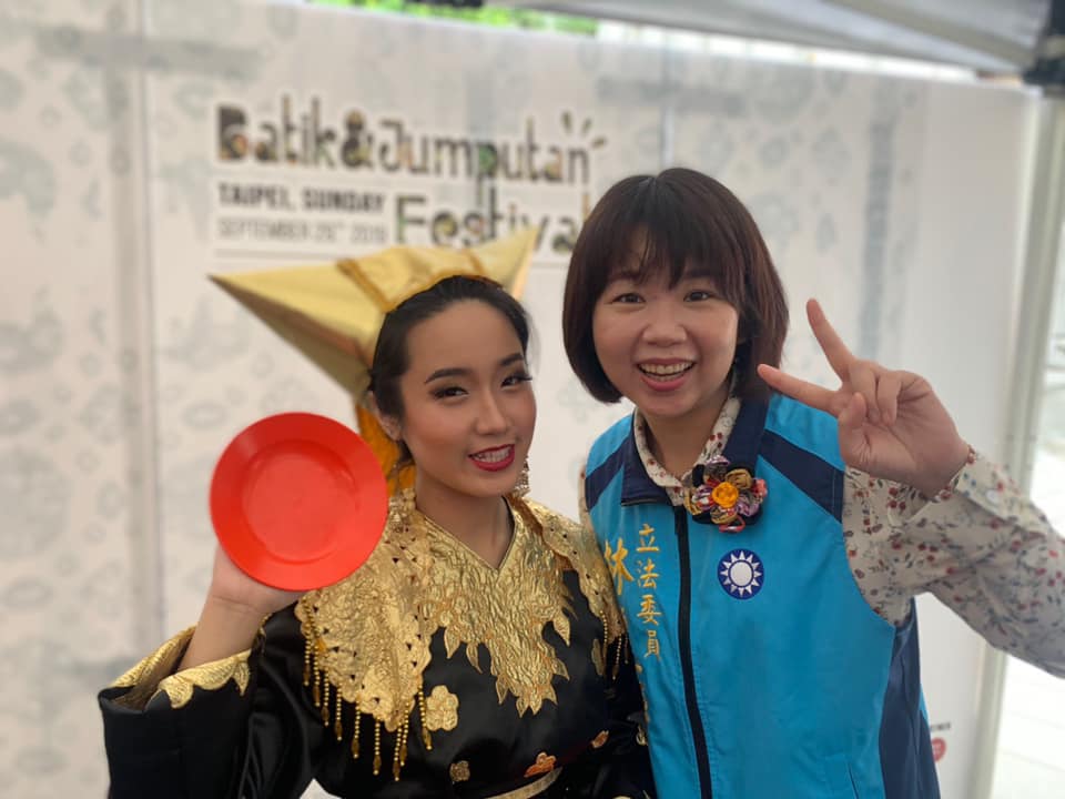 林麗蟬有意爭取本次新住民立委連任,卻遇到勁敵勤彭蓁。(翻攝畫面)