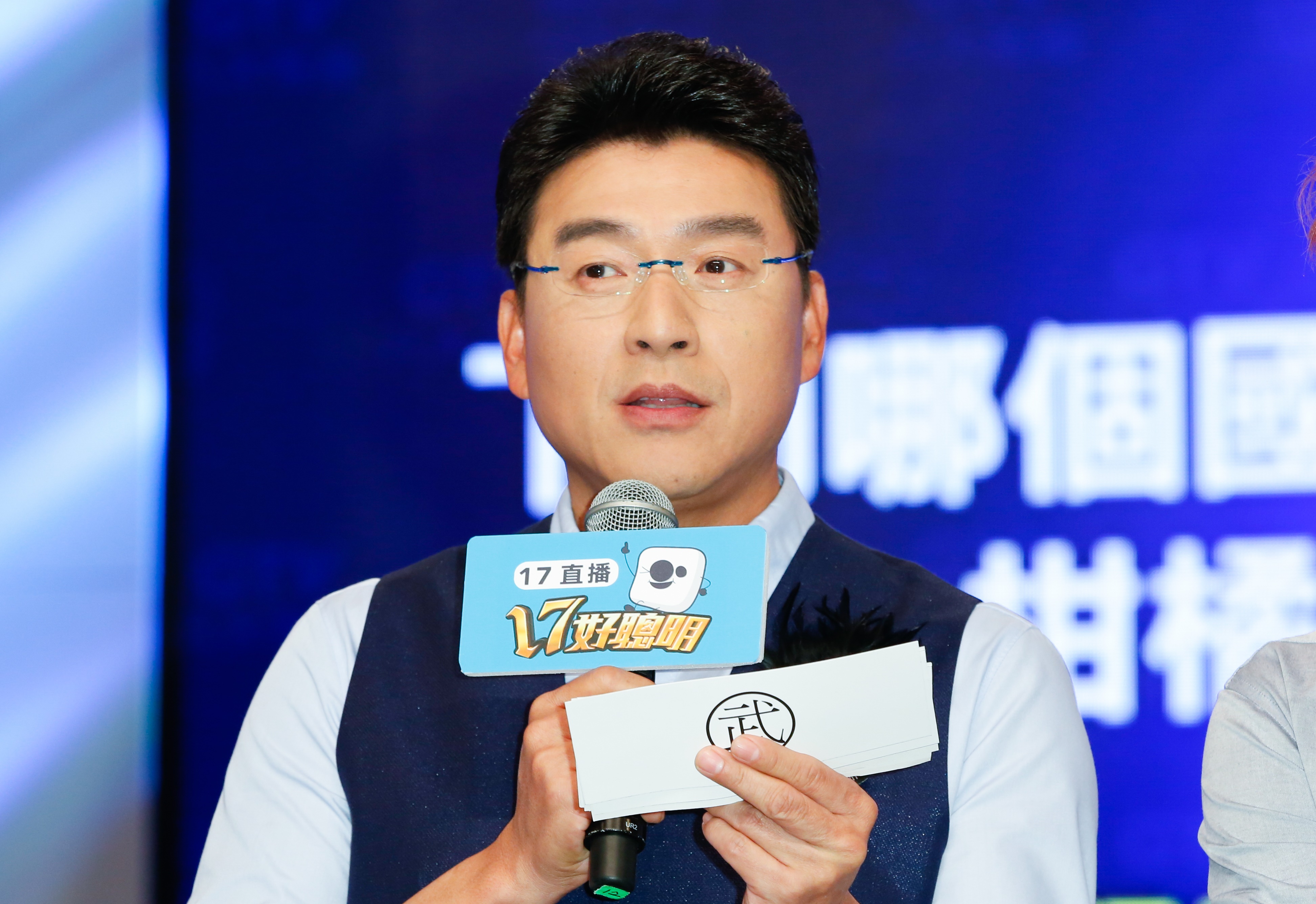 律師謝震武昨天在節目上狂批韓國瑜10分鐘。