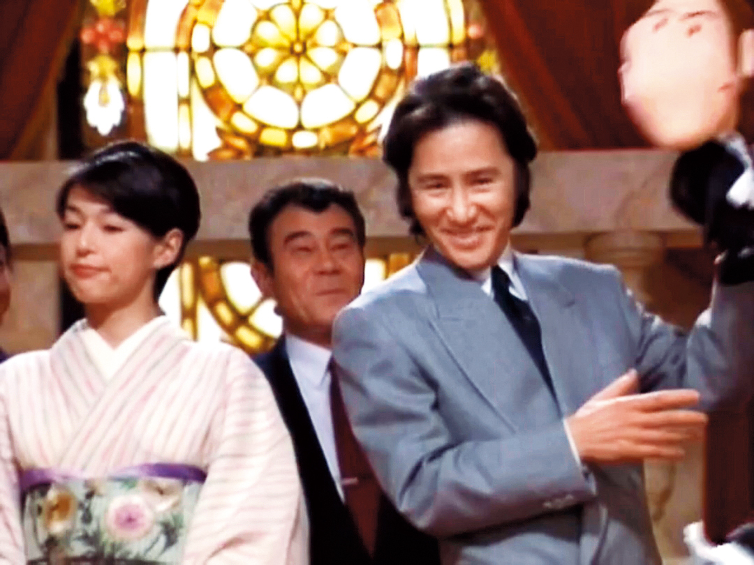 田村正和（右）與鈴木保奈美（左）主演的日劇《別叫我總理》由三谷幸喜擔任編劇。（翻攝自jolygram.com）