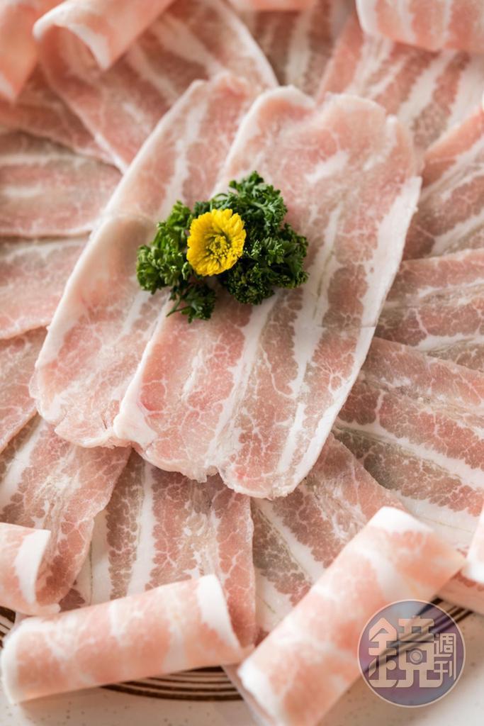 彈脆不油的「松阪豬肉」。(420元/份)