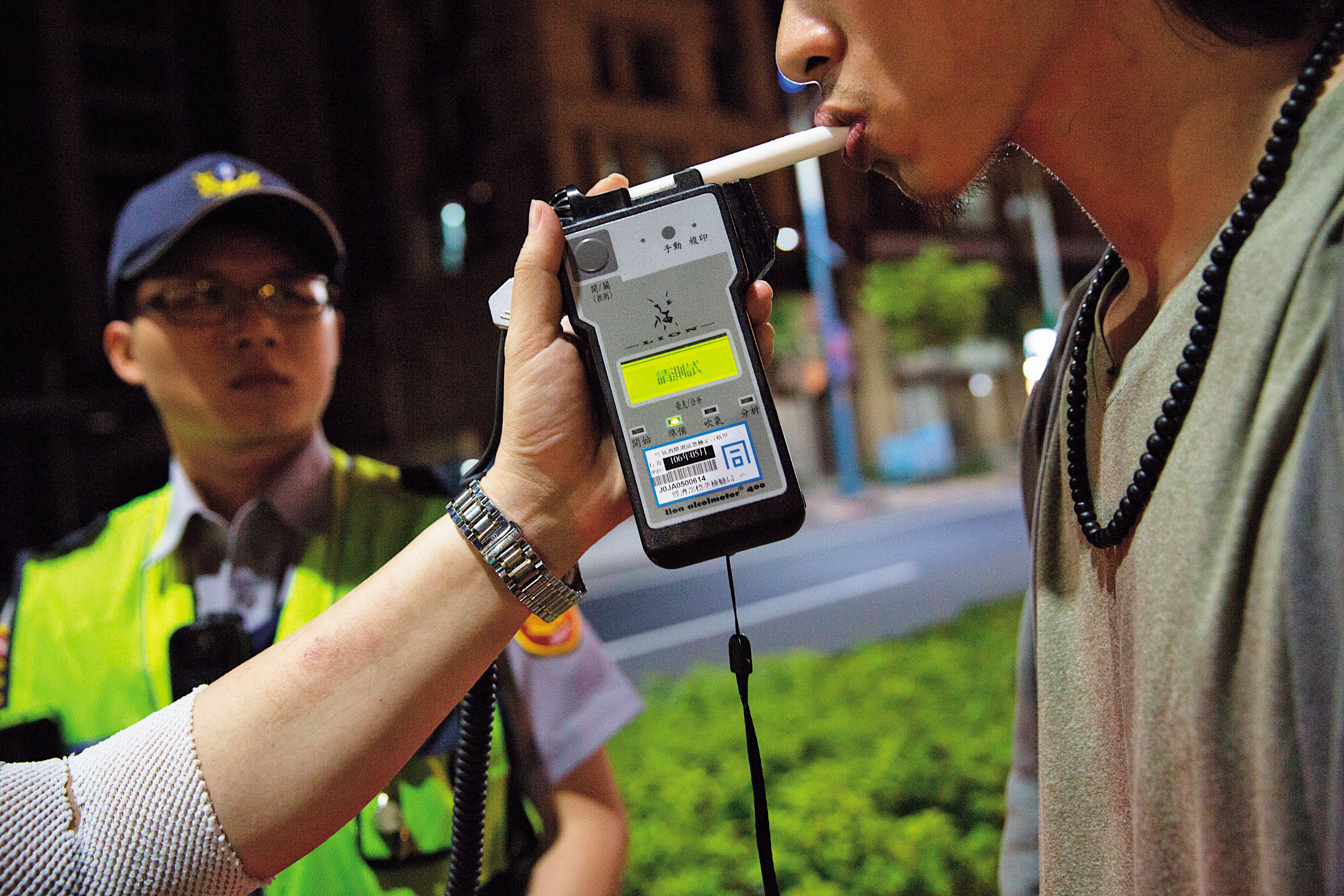 台北市政府交通局今（23日）公布25名酒駕累犯。（示意圖非當事人，本刊資料照）