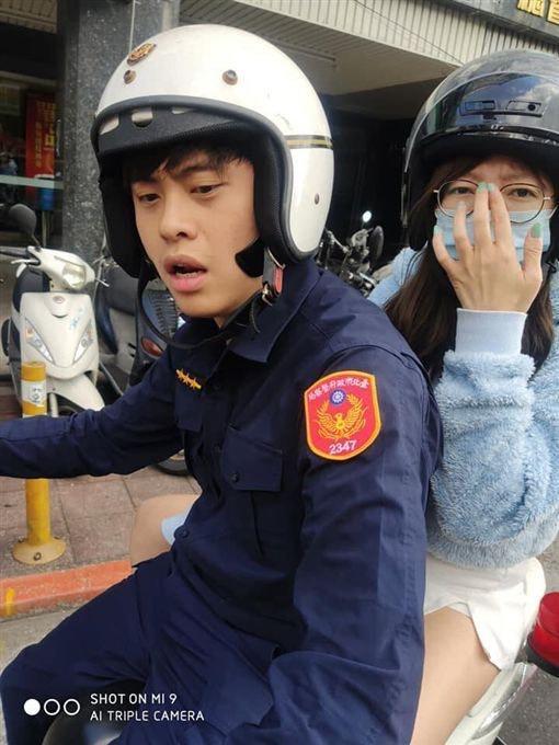 「鷹眼帥警」王姓員警（左）遭民眾指控騎警車載女友，女友被起底是前MP魔幻力量成員嘎嘎的前女友「屁蛋妹」蔡雯雯。（圖／摘自爆怨公社）