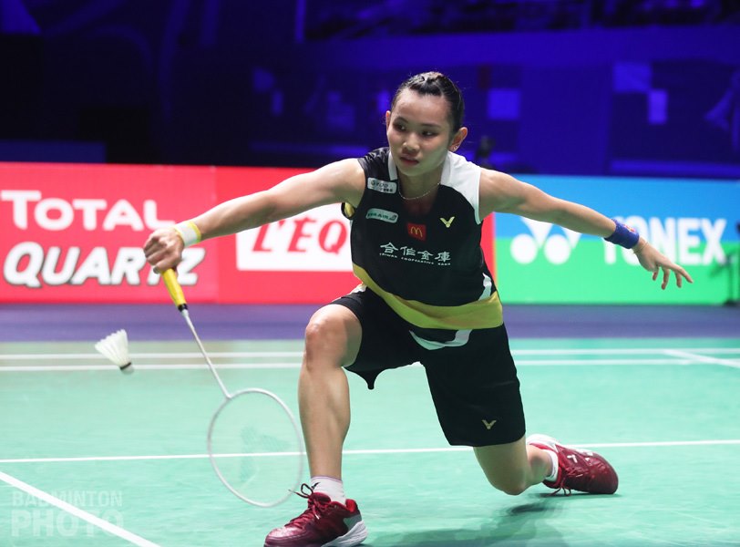 戴資穎強忍背部不適，以16:21、9:21敗給西班牙奧運金牌瑪琳，不僅無緣進入最終冠軍戰，球后寶座也將再度讓出。（翻攝自戴資穎臉書）