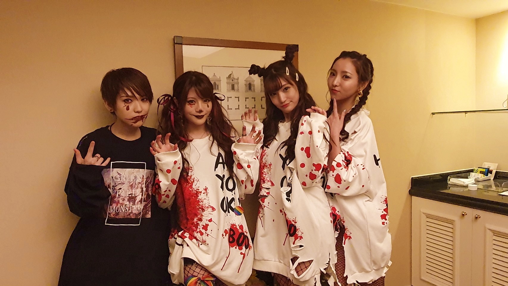 日本AV女優椎名空、相澤南、高橋聖子與前AV女優夏木安梨第一次參加台灣同志大遊行。