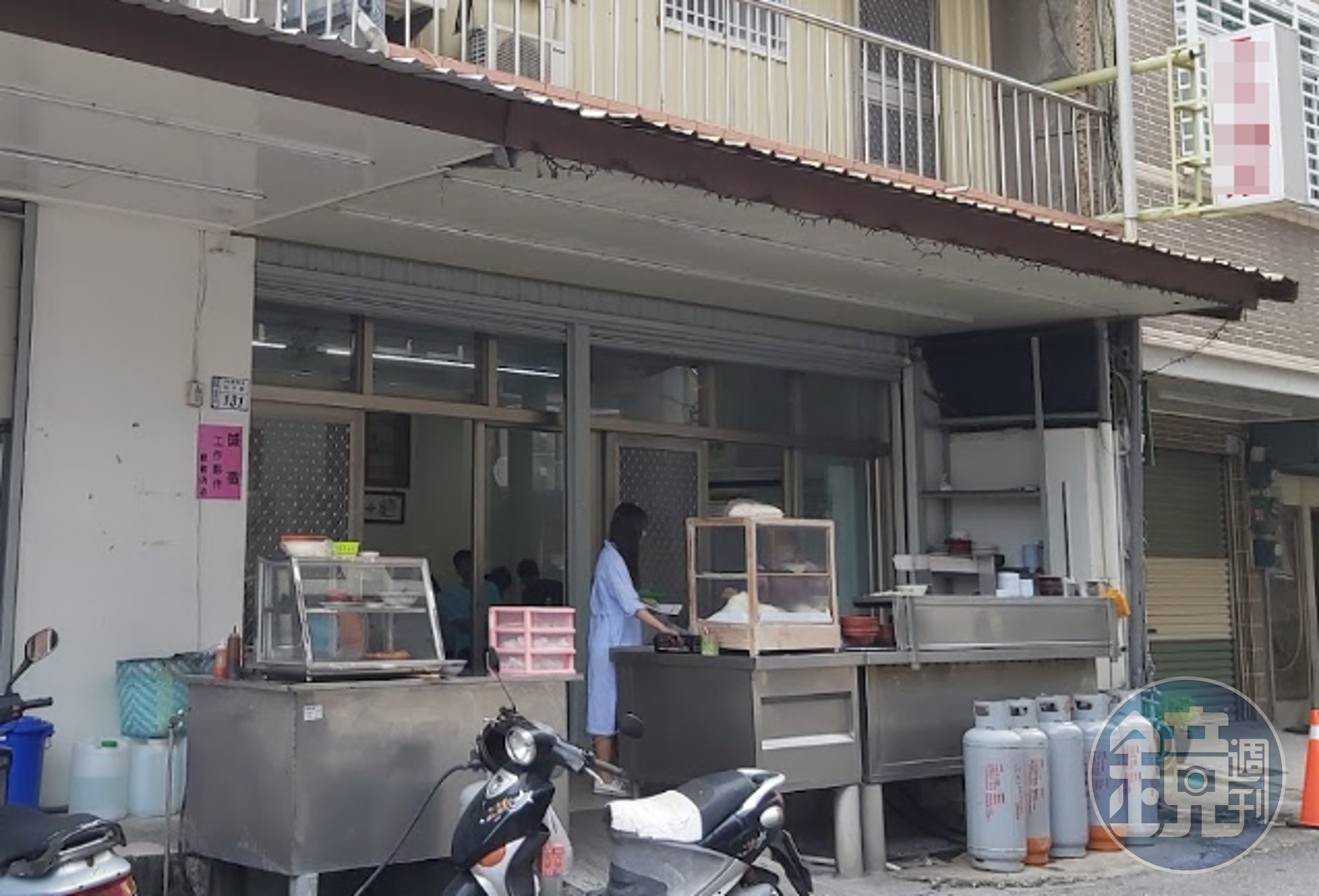 台東麵店老闆被指控重摔幼貓，卻稱抓貓手滑。（翻攝Google地圖）