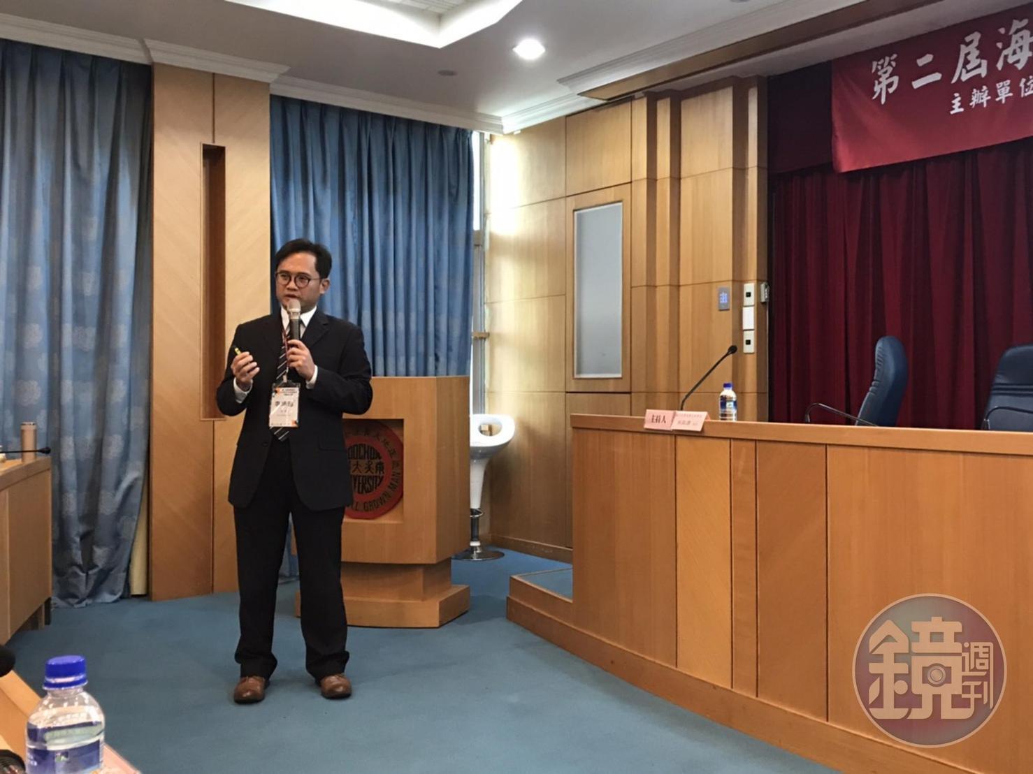 東吳會計系主任李坤璋教授。