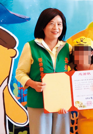 張榮發慈善基金會董事長鍾德美（圖）支持專業經理人治理長榮，遭黑道恐嚇要放火，又面臨遭撤換。（張榮發慈善基金會）