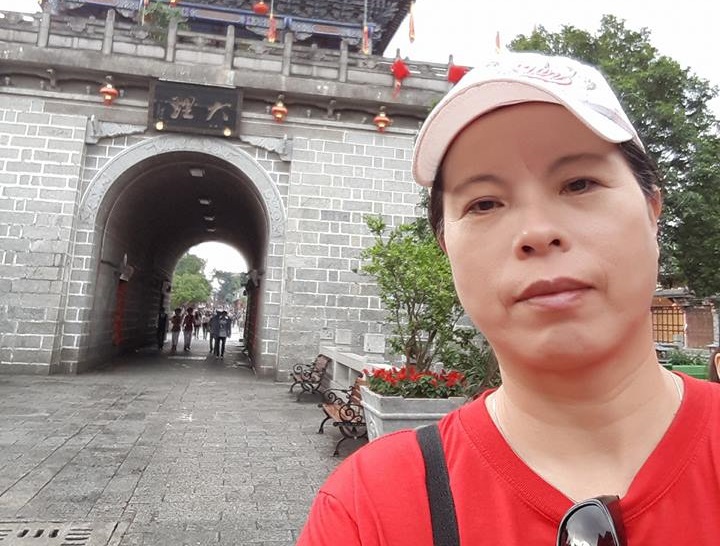 中國民進黨主席周慶峻及祕書長張秀葉（圖），涉嫌以舉辦餐會賄賂選民，遭依違反選罷法起訴。（翻攝自張秀葉臉書）