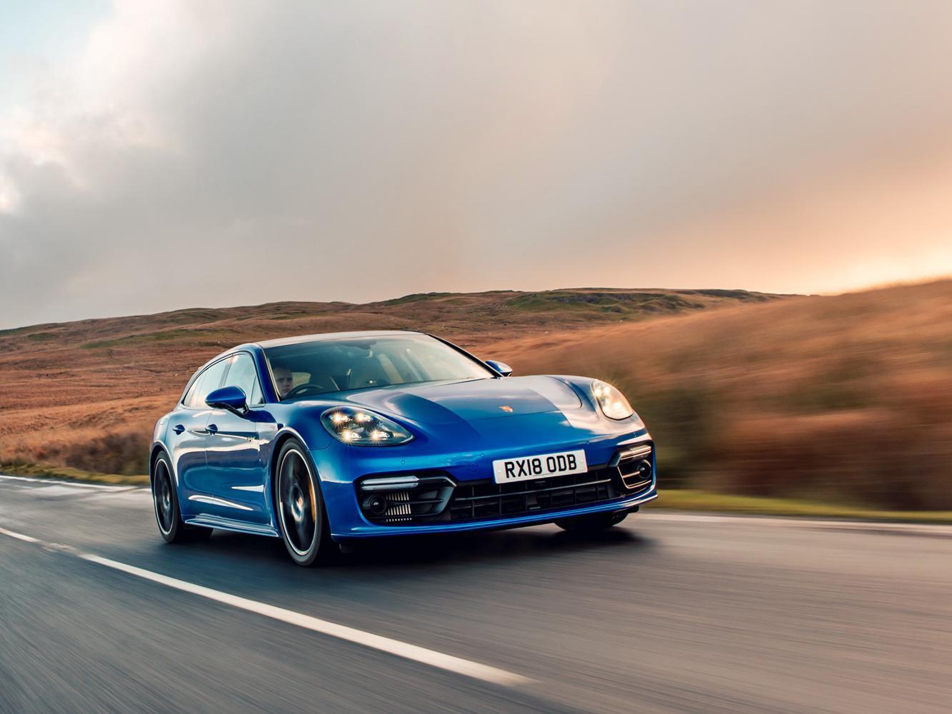 PORSCHE Panamera也具有濃濃的GT味。
