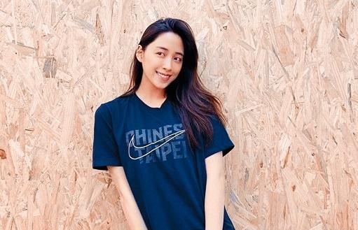 歐陽妮妮繼張書豪認愛後，也對男方宣示主權。（翻攝自歐陽妮妮IG）
