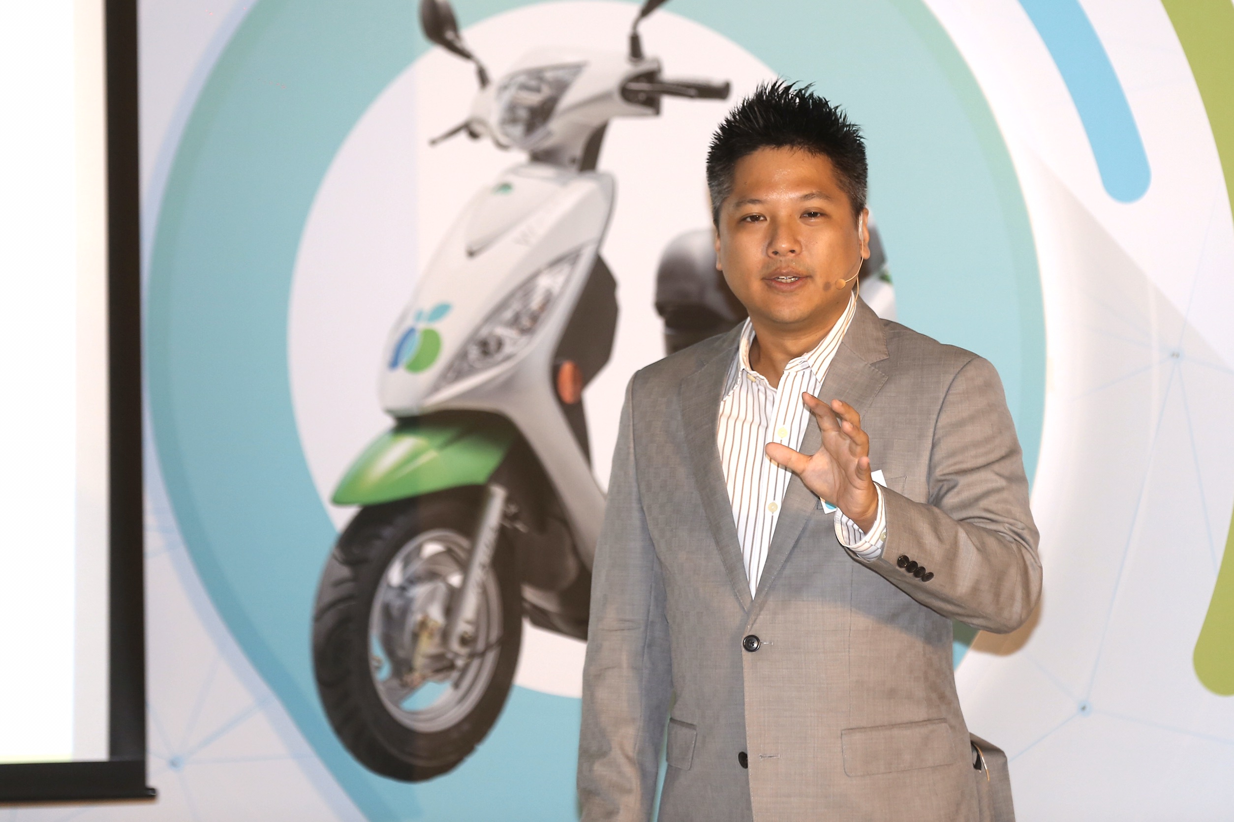 WeMo Scooter創辦人暨執行長吳昕霈霸氣喊出,明年服務車輛將突破1萬台。