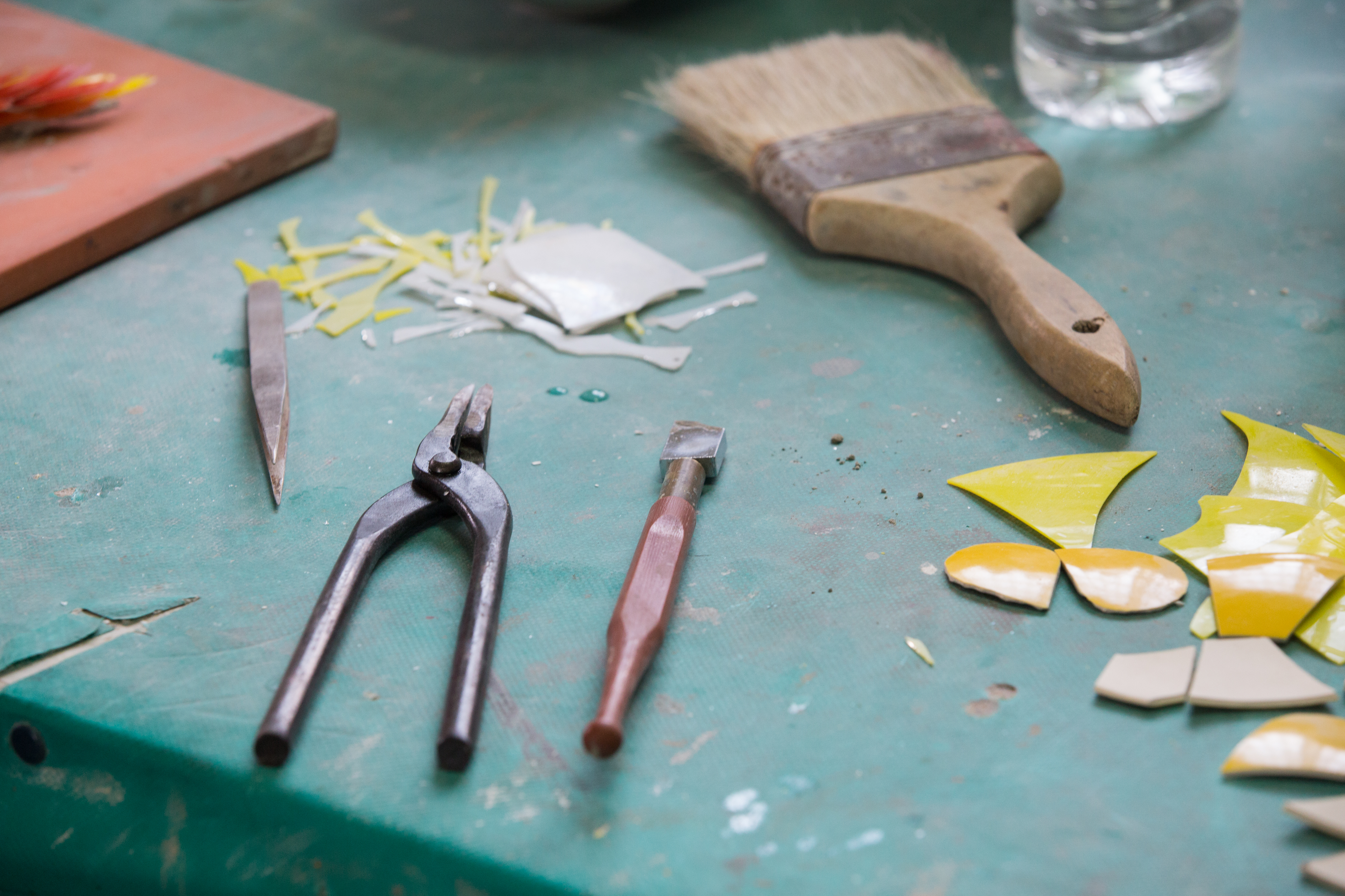 藝術從業人員長期以來身處在長工時、生活保障不足的就業環境。圖為示意圖，與當事人無關。