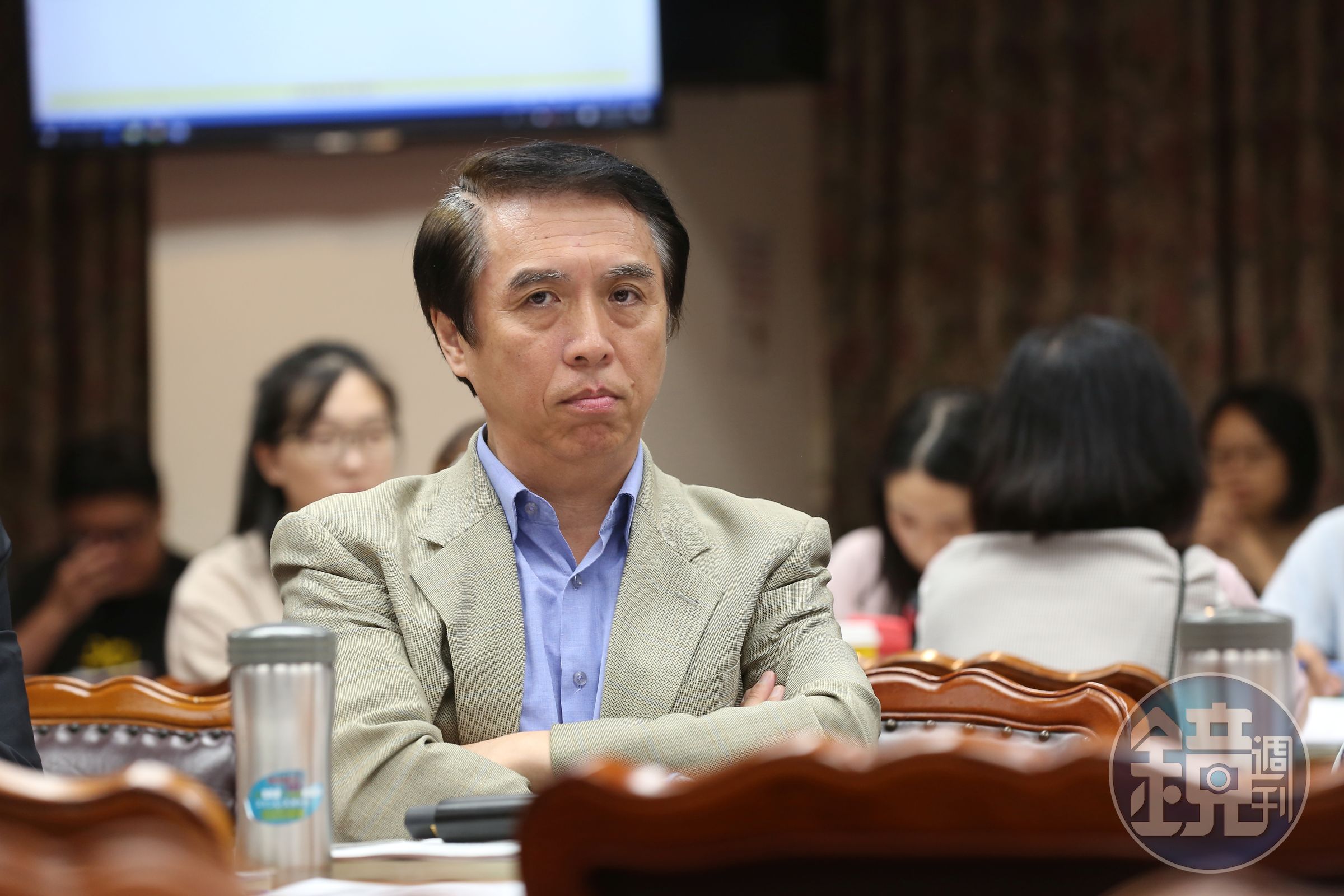 國民黨立委陳學聖今提出對蔡英文總統論文的檢舉。