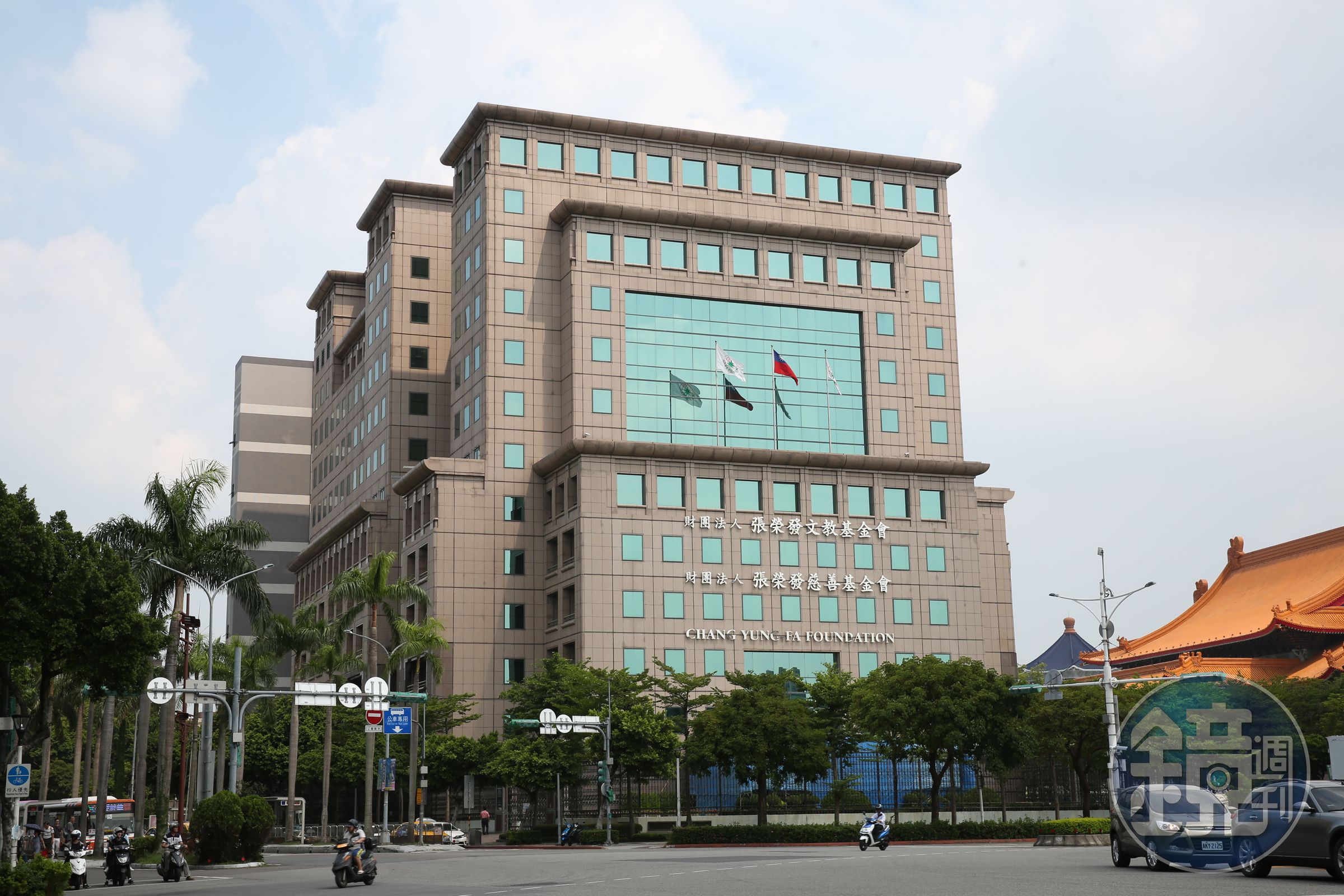 張榮發慈善基金會董事長鬧雙包案，長榮集團今（30日）發出聲明強調無任何改變。