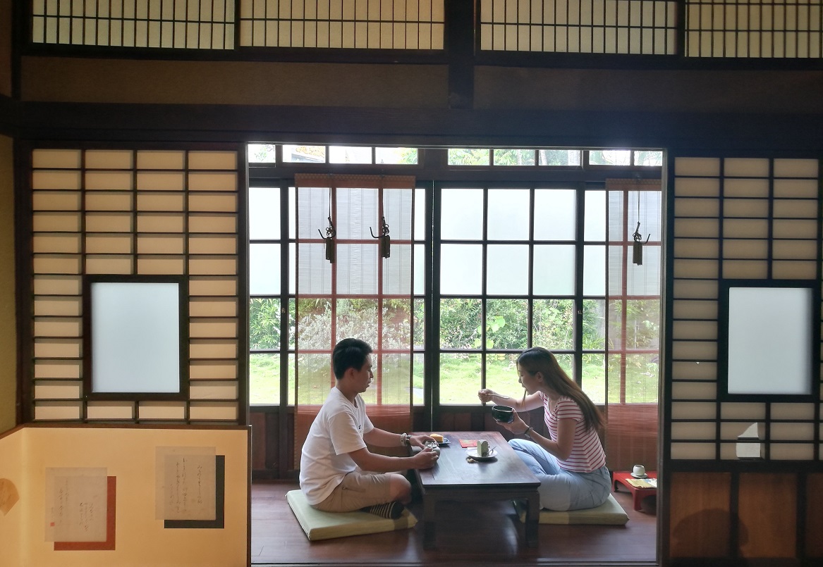 昔日日本商人本田三一的私宅，如今遊客也能在裡頭品茗休憩。