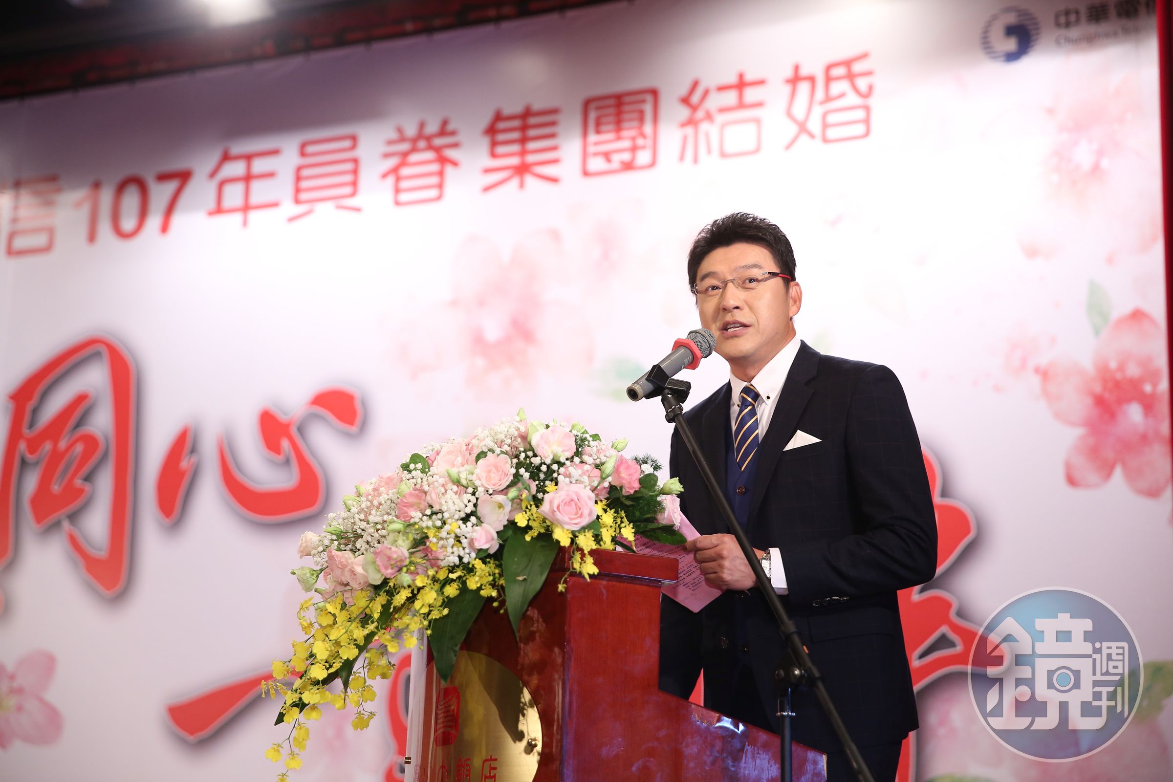律師謝震武日前動怒在節目上狂批韓國瑜10分鐘，過往上節目的片段也被挖出來。