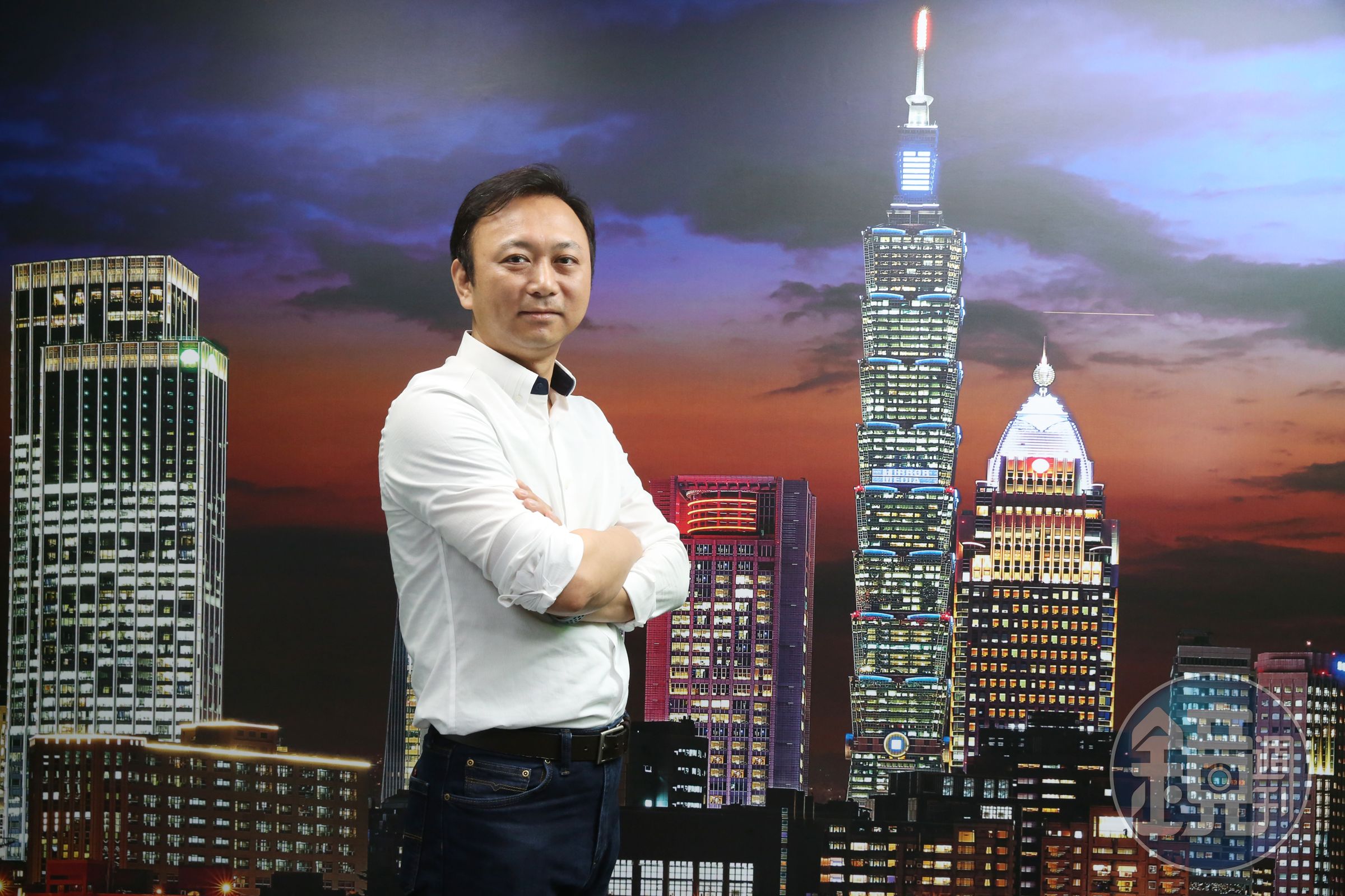 刑法中的偵查不公開，讓司法檢調線成為特別難跑的新聞。司法調查線的資深記者吳明儀，分享他如何跟不同的人物打交道、發掘案情，甚至主動發起調查。