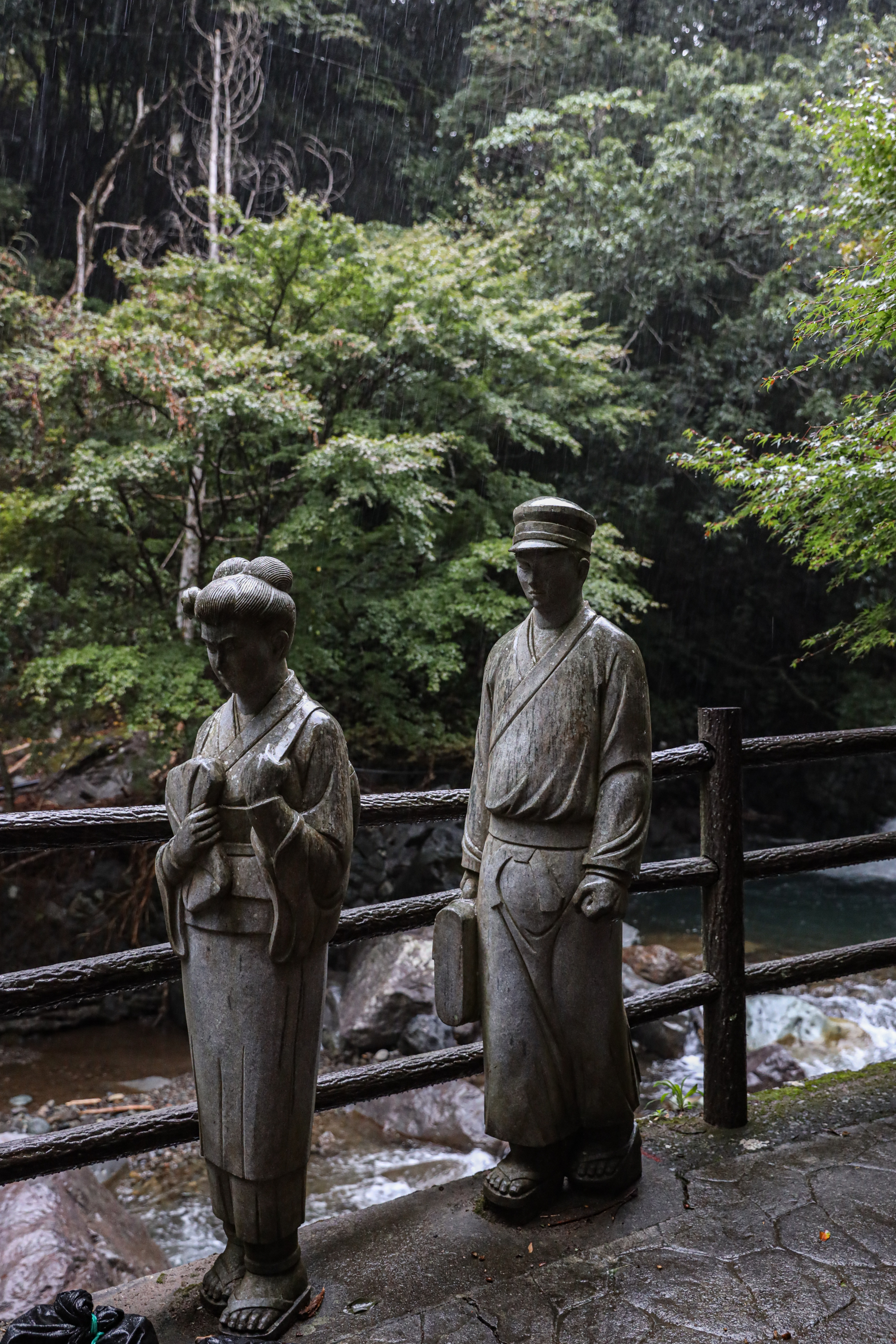 當年19歲的川端康成，也曾對旅行途中遇見的小舞孃產生淡淡初戀情懷。