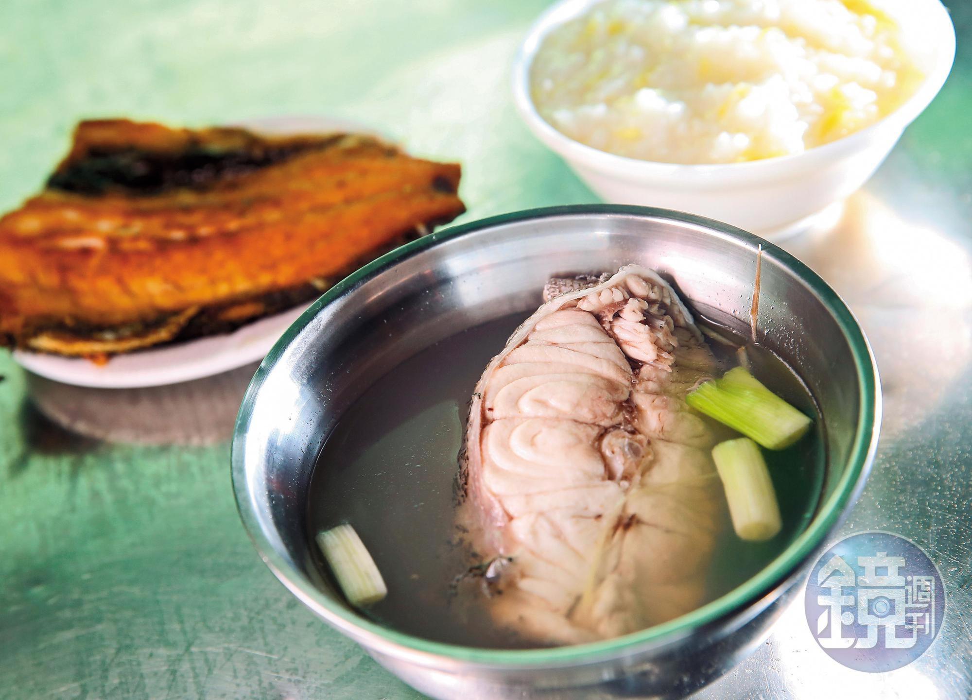 魚貨皆是當日清晨港邊取材再料理，肉質鮮甜。