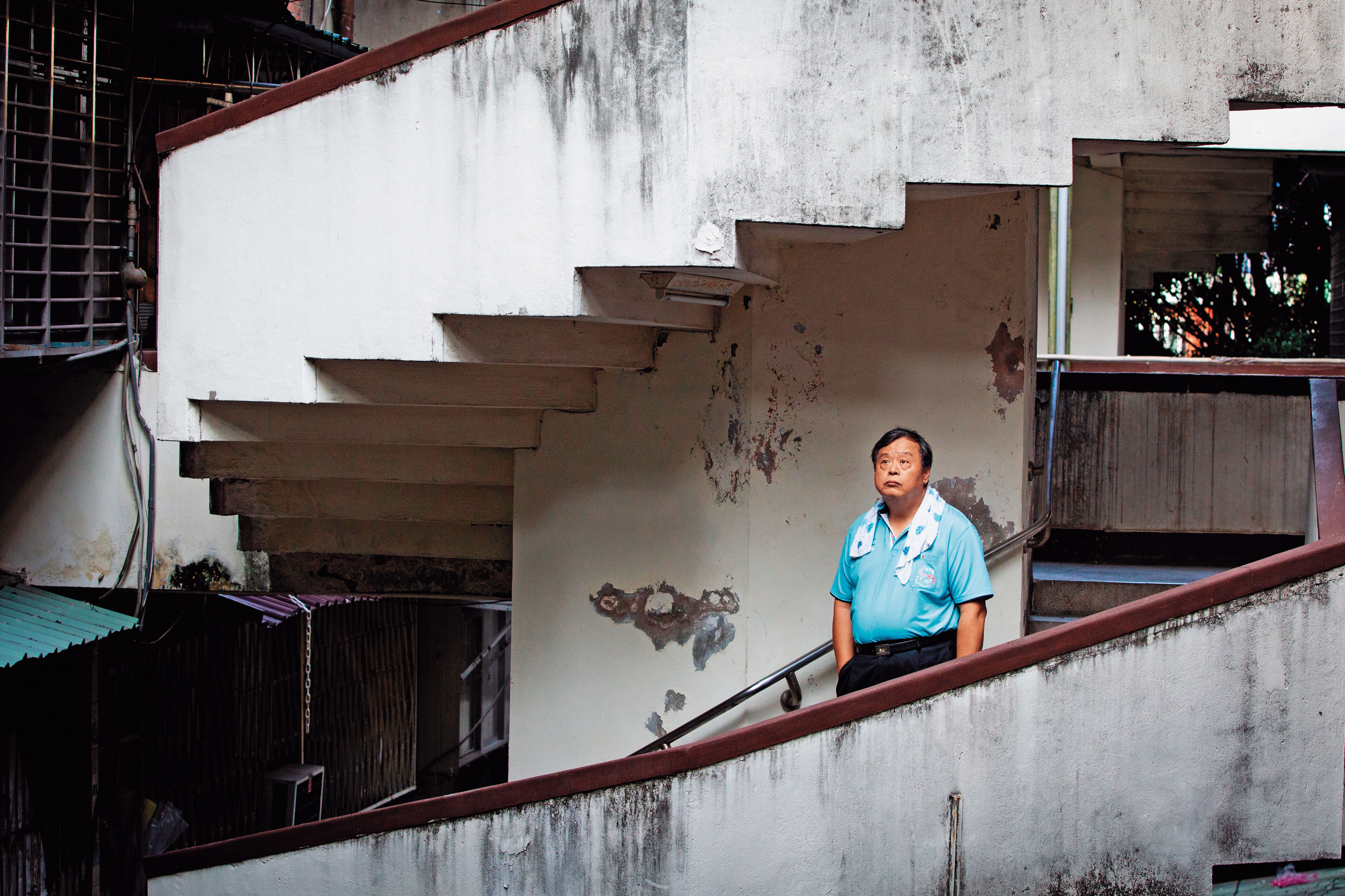 從小在南機場公寓長大、受過社區長輩照顧的方荷生，對南機場有濃厚情感。