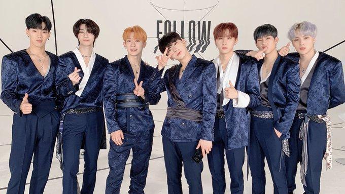 元虎（左三）不願自己私事影響Monsta X團體，做出退團決定。（翻攝自monstax推特）