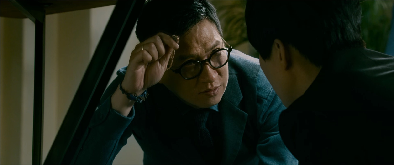 影帝張家輝雖然演催眠大師，可是卻不敢接觸太多，被怕催眠，銀行戶頭裡的錢就轉給別人。（甲上提供）