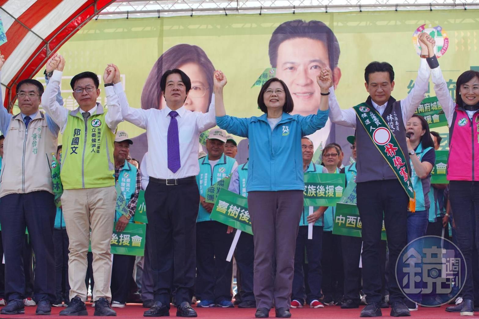 賴清德返台後開啟助選模式,今日合體蔡英文替林俊憲造勢。