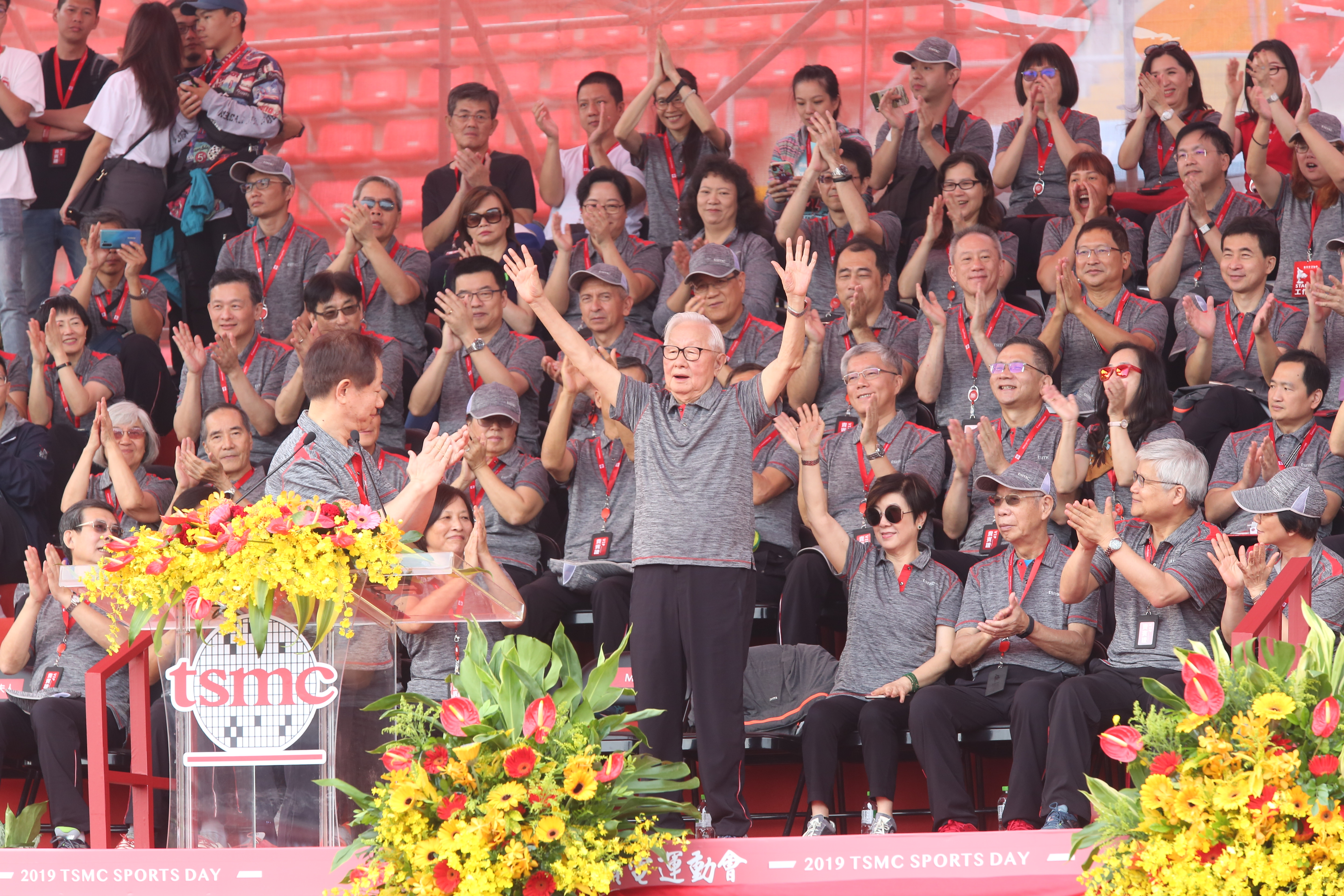 張忠謀認為，摩爾定律何時終結沒有人知道。