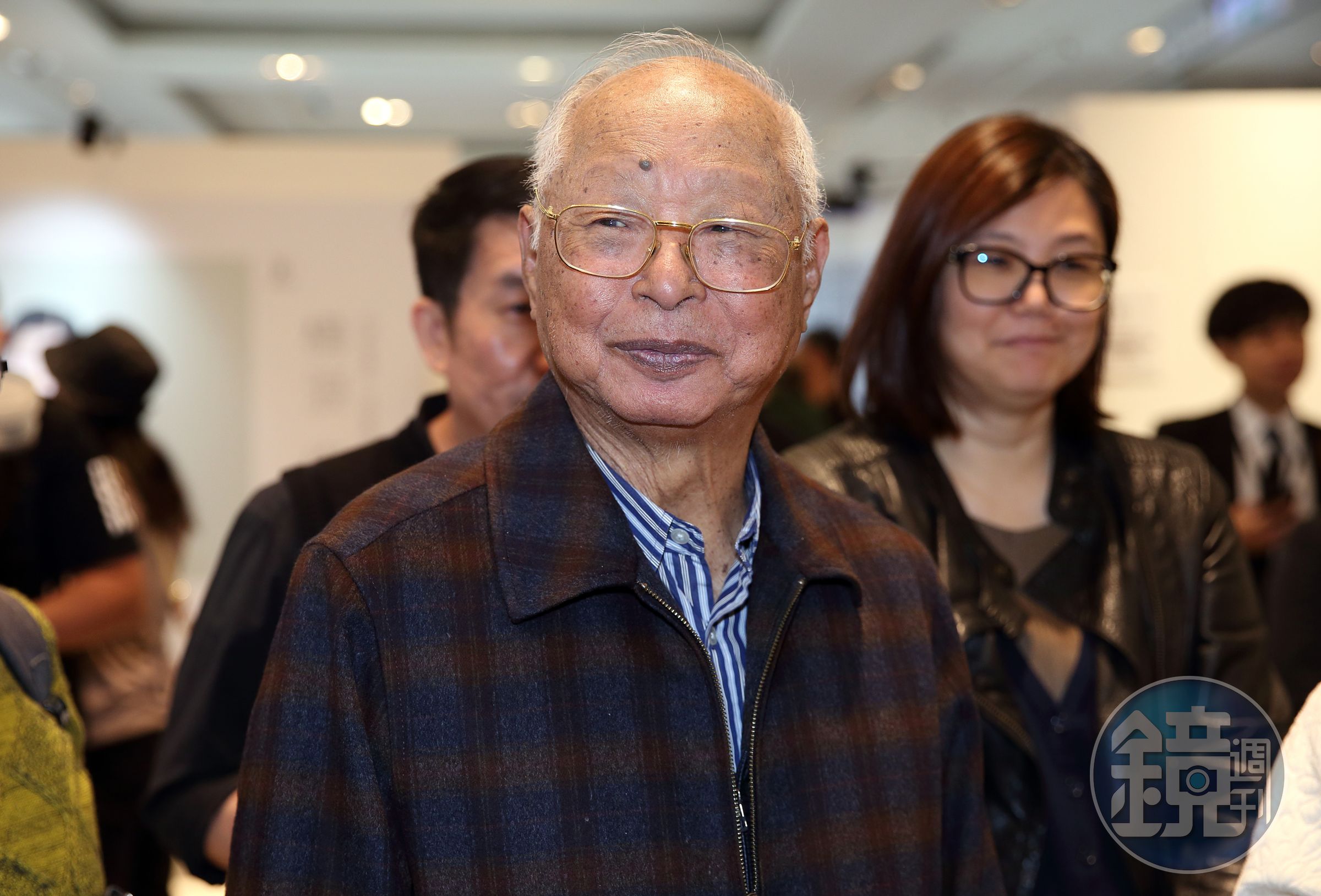 新光三越董座吳東興今年突然大動作加碼買股新光金。