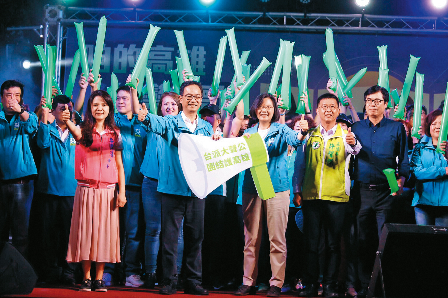 蔡英文高雄競總16日成立，將是全國第一個成立的縣市競總。圖為蔡英文3日南下高雄為黨籍立委李昆澤站台。（蔡英文競辦提供）