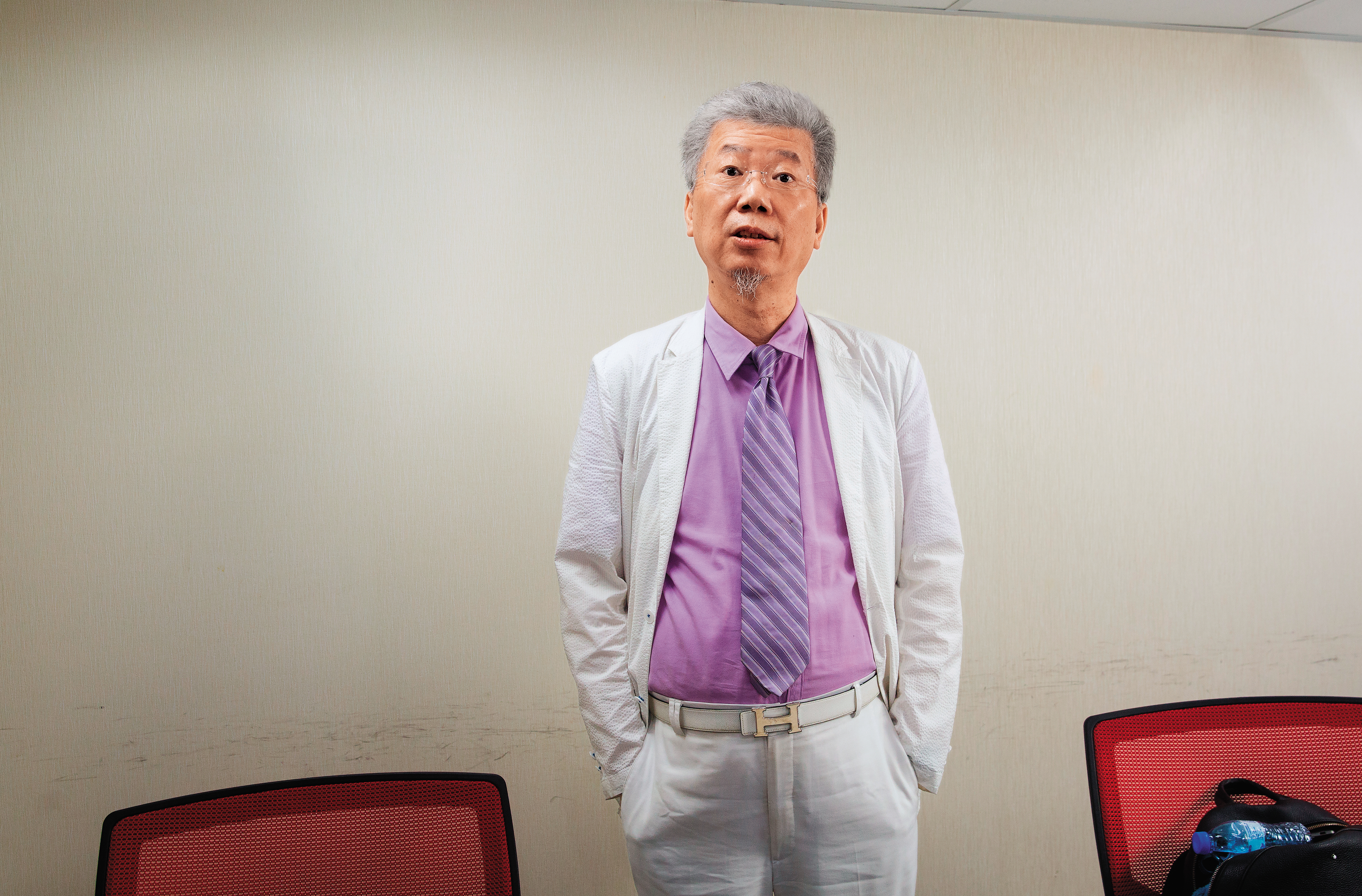 精神科名醫李光輝（圖）自爆曾是翁子涵的前老闆，也與翁交往2年。