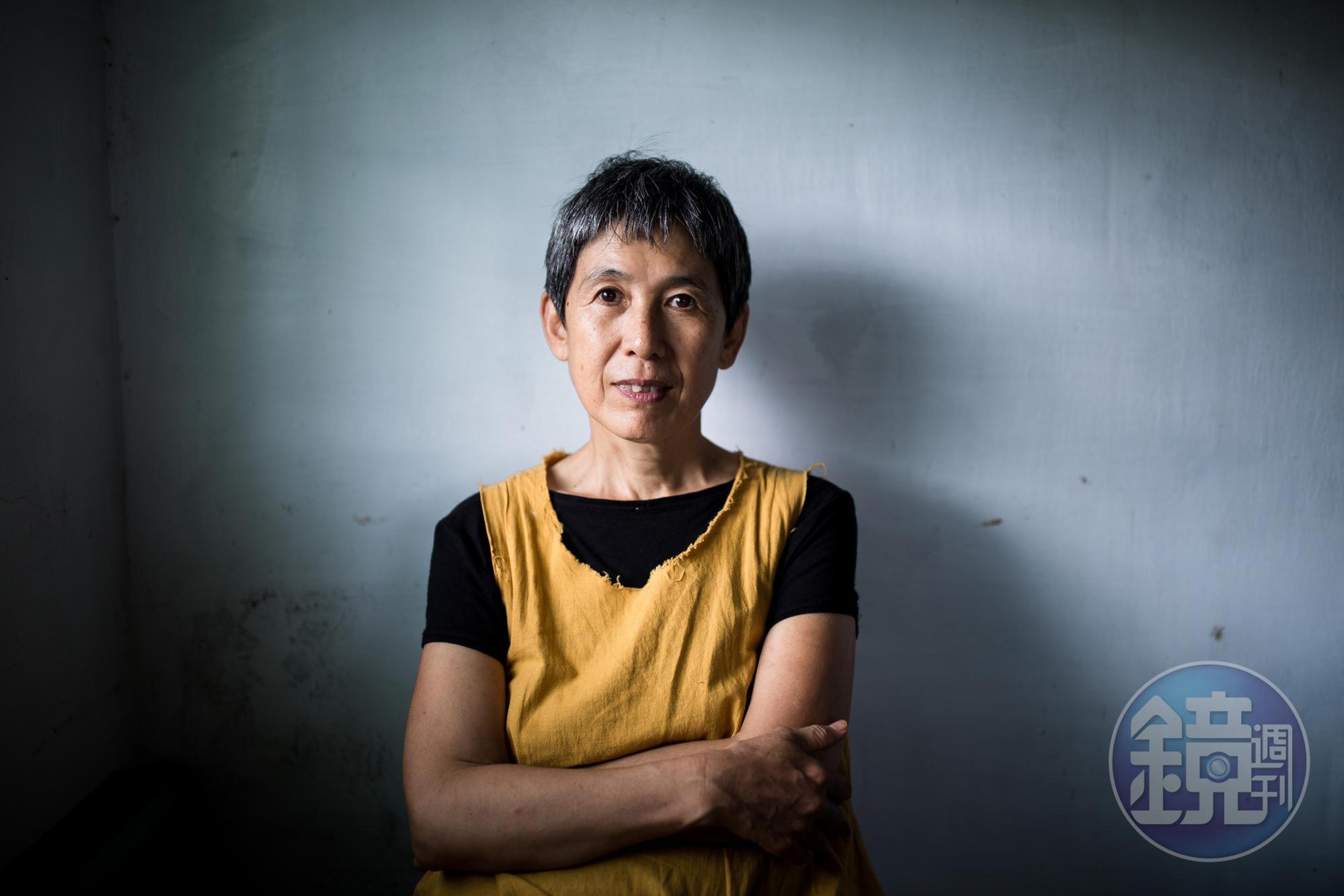 中國公益人寇延丁經歷被抓被審,仍決定不做流亡者,回到中國面對恐懼。