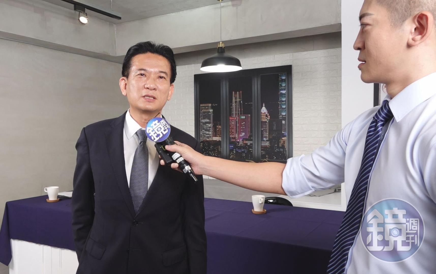 民進黨立委林俊憲質疑，韓國瑜夫婦應交代清楚買房金源。