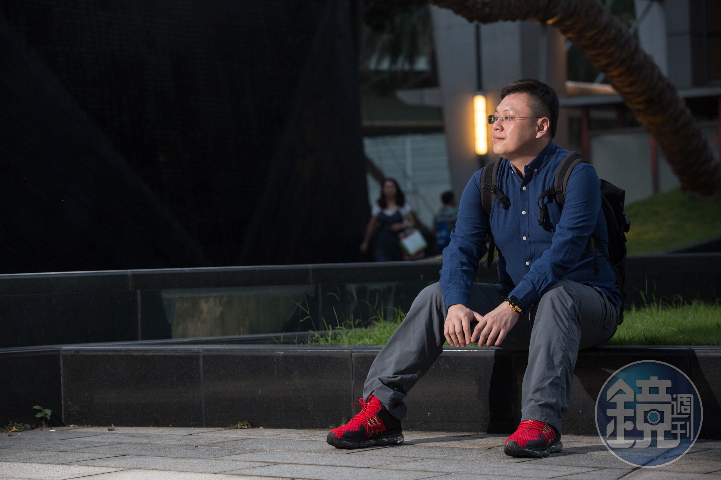 走過人生低谷，馮文宏靠投資再翻身，現在過著財富自由且愜意的生活。