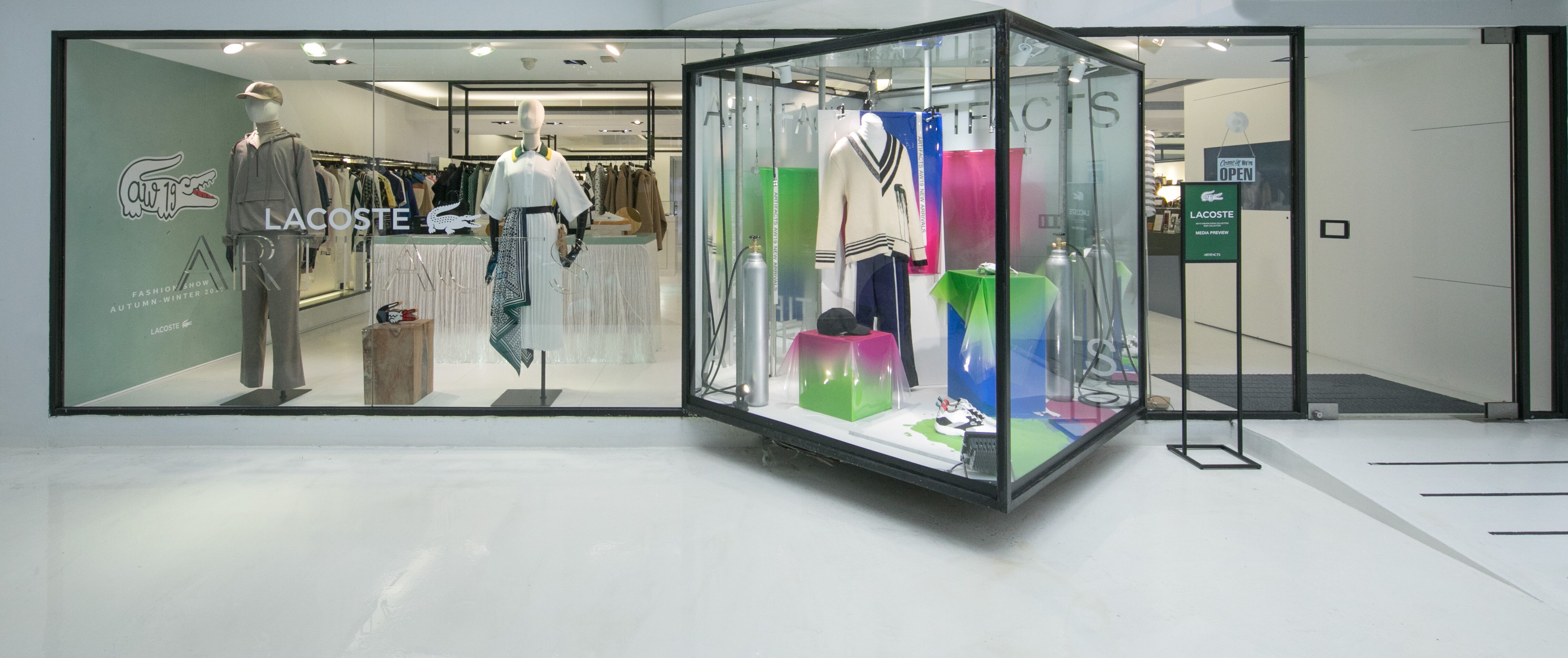 這次LACOSTE的2019秋冬新款與秀款，在ARITACTS獨賣。（LACOSTE提供）