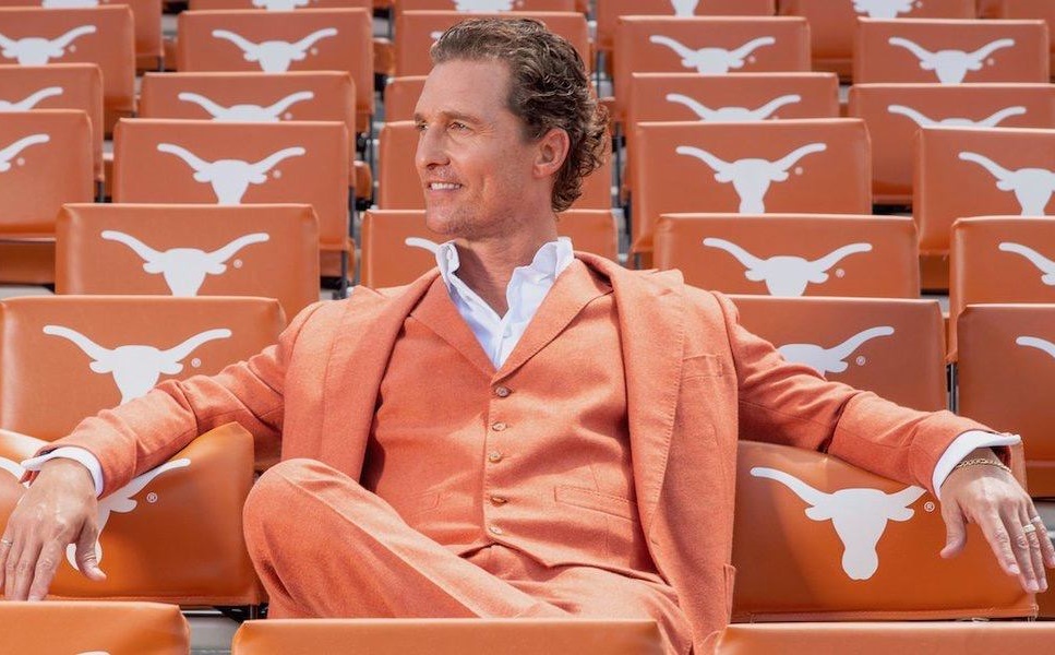 奧斯卡影帝馬修麥康納先是在臉書上預告，選擇在生日這天開通Instagram帳號。（翻攝自Matthew McConaughey臉書）