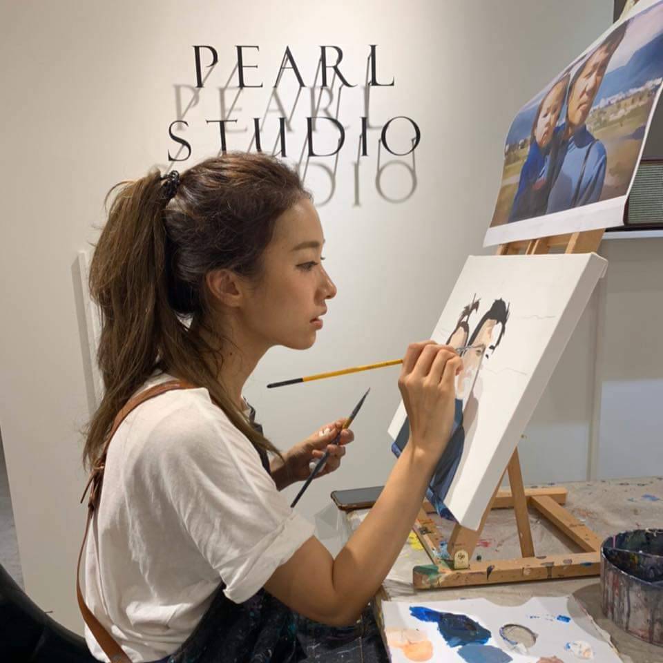 在忙碌的檢察官工作中,劉昱吟喜歡作畫紓壓。(翻攝自劉昱吟臉書)