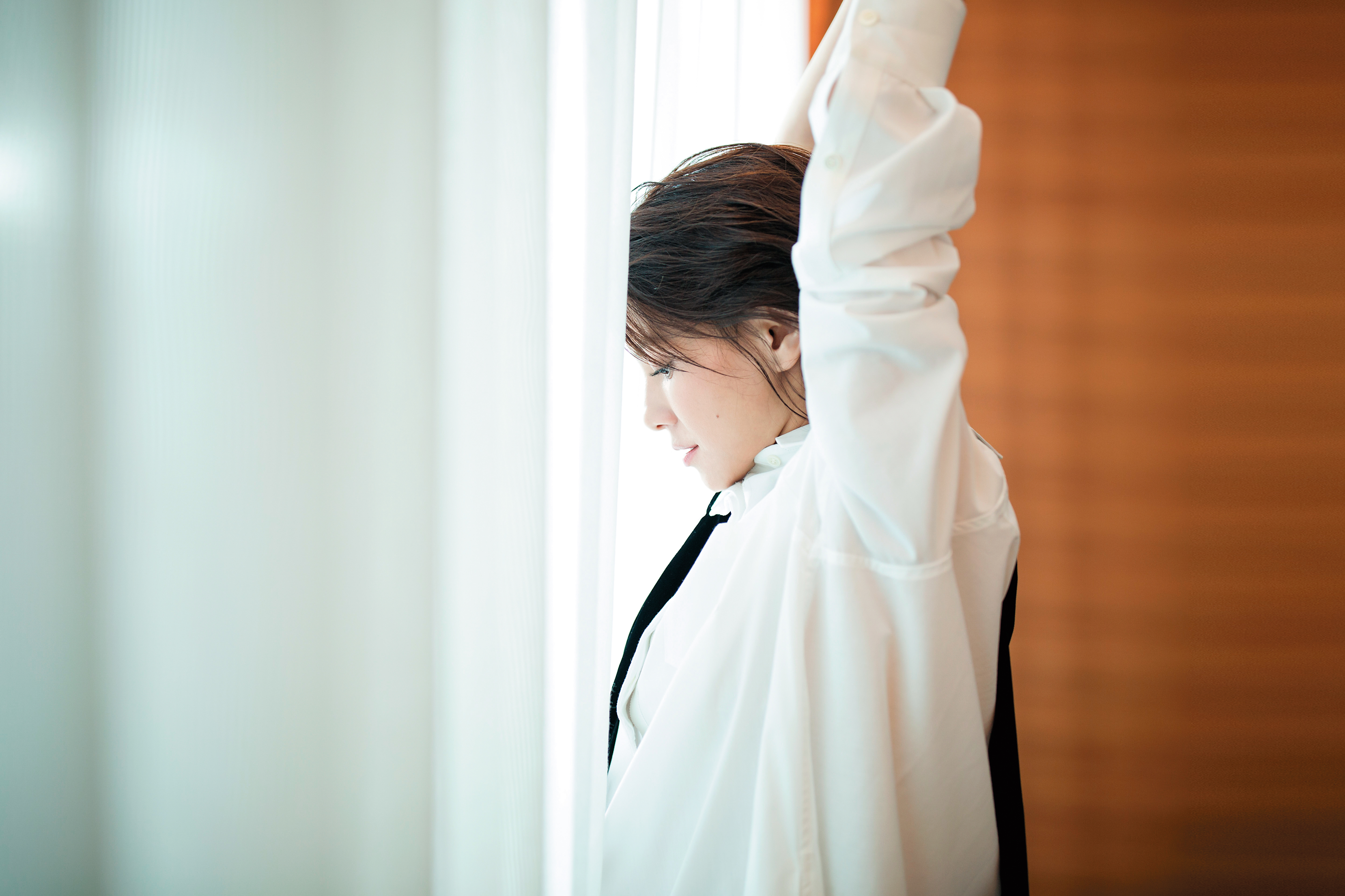 怎麼演出50年代的時空背景，李心潔說：「很清楚感覺到我就是她，然後覺得從那天開始，沒有一種演的感覺。」 